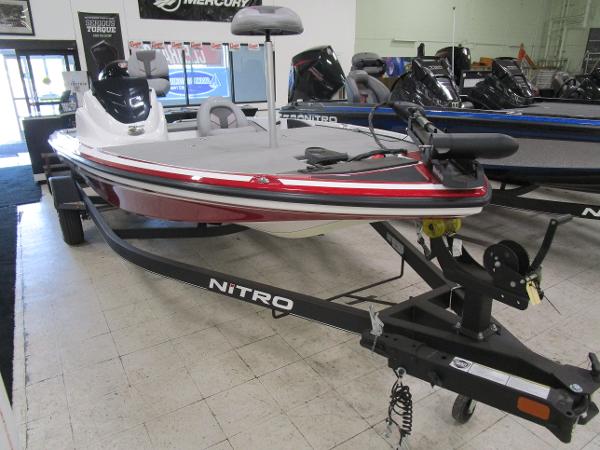 2021 Nitro boat for sale, model of the boat is Z-17 & Image # 4 of 24
