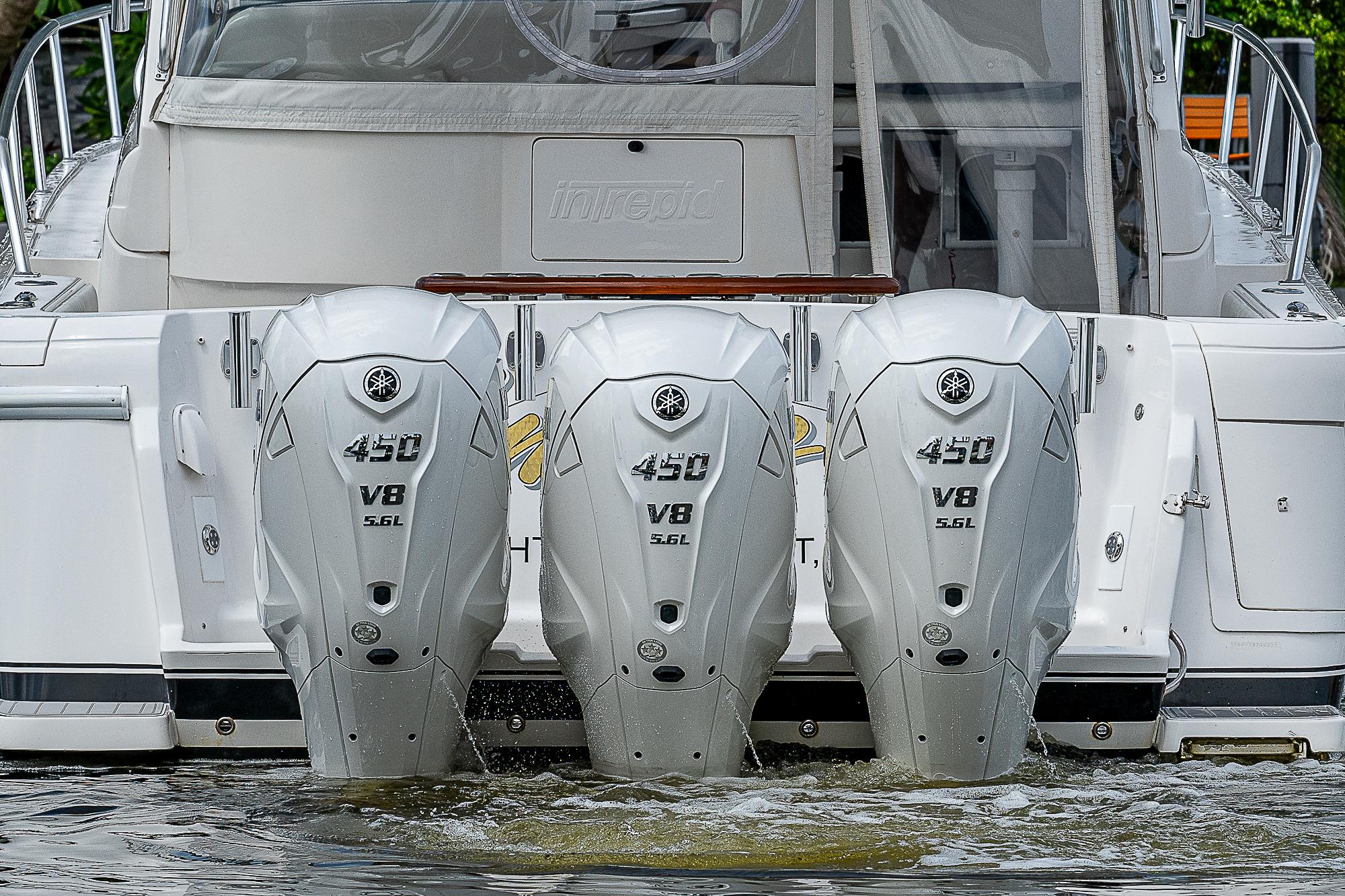 2014 Intrepid 475 sport yacht