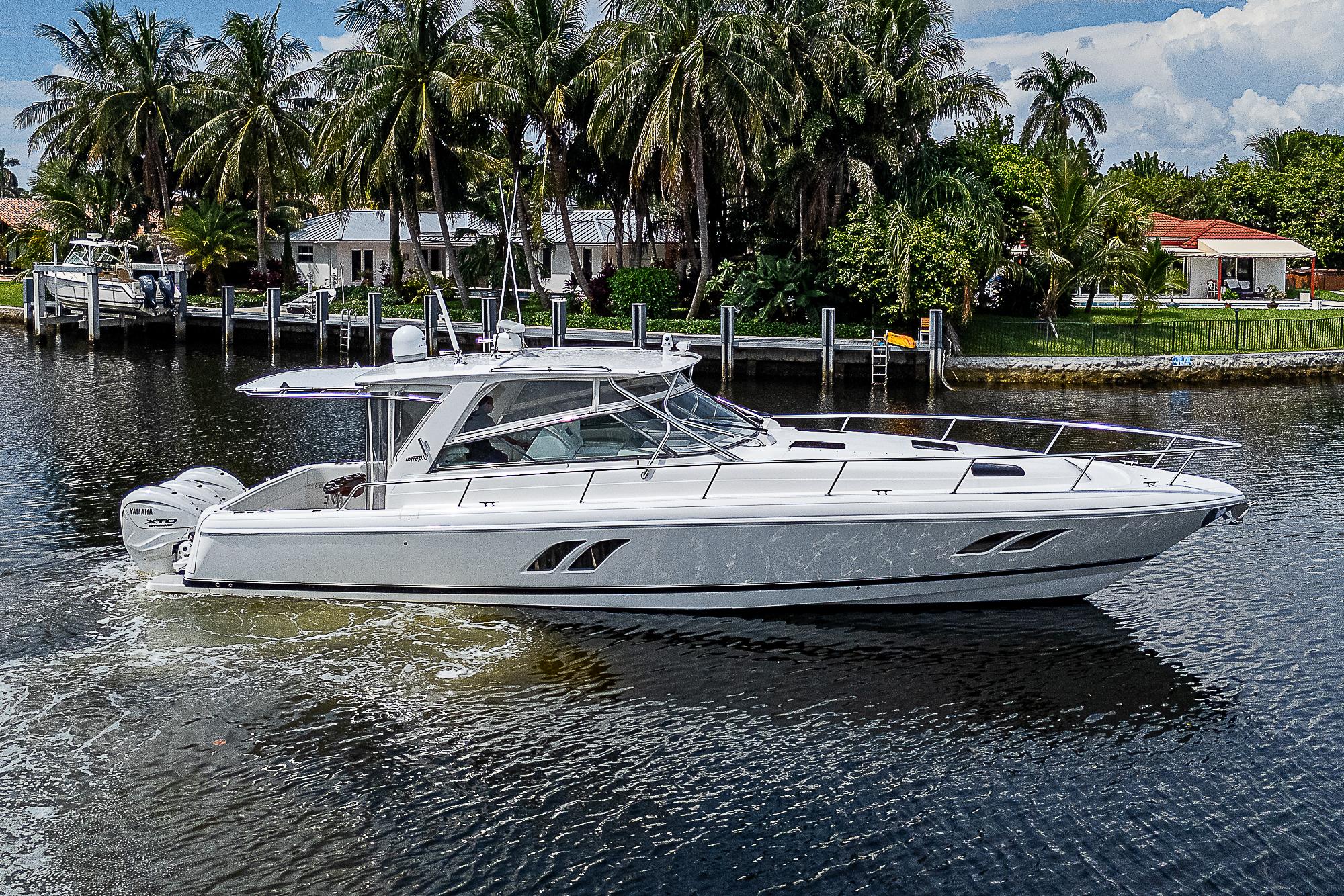 2014 Intrepid 475 sport yacht