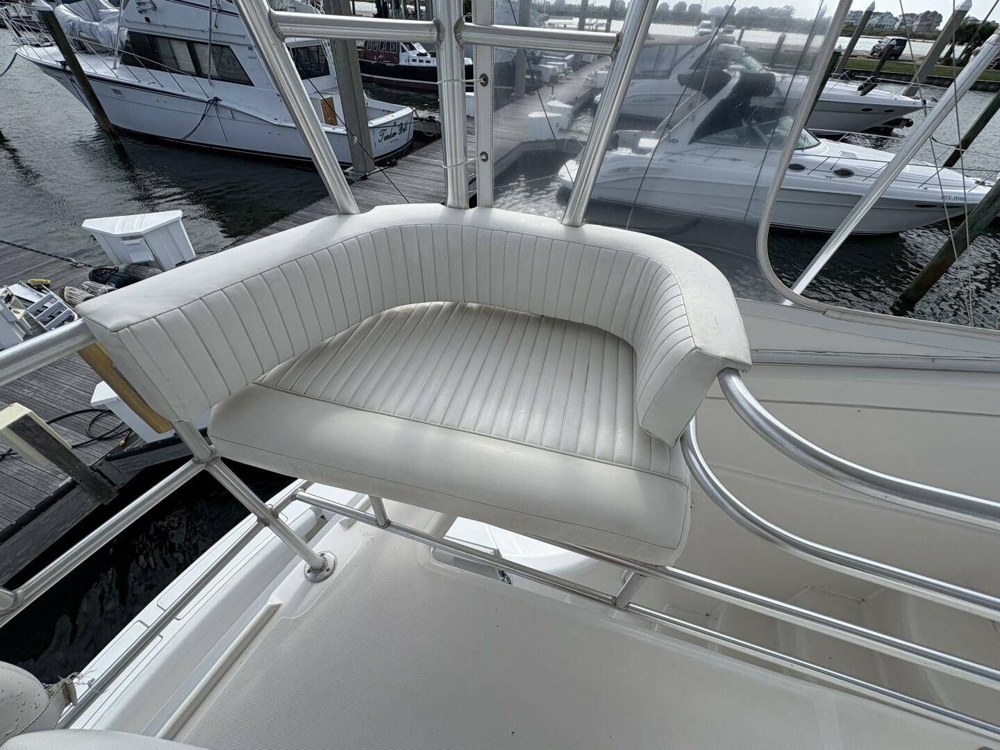 2005-luhrs-41-convertible-power-9796625-20250516102711065-1_XLARGE