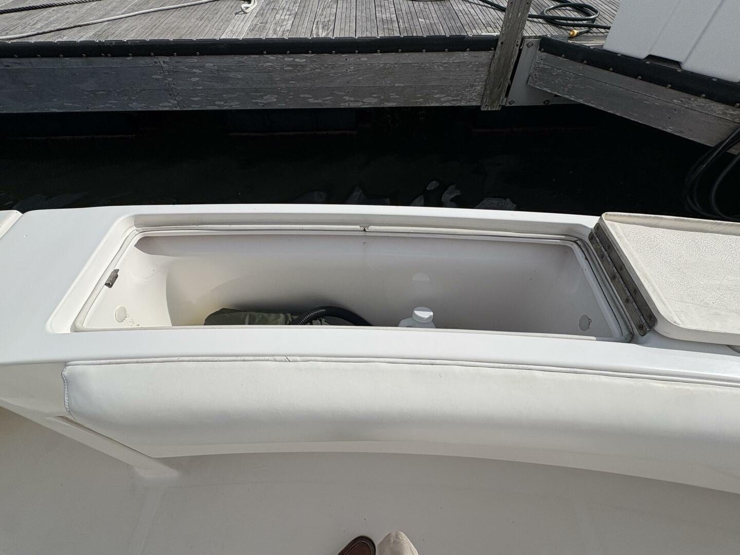2005-luhrs-41-convertible-power-9796625-20250516102737141-1_XLARGE