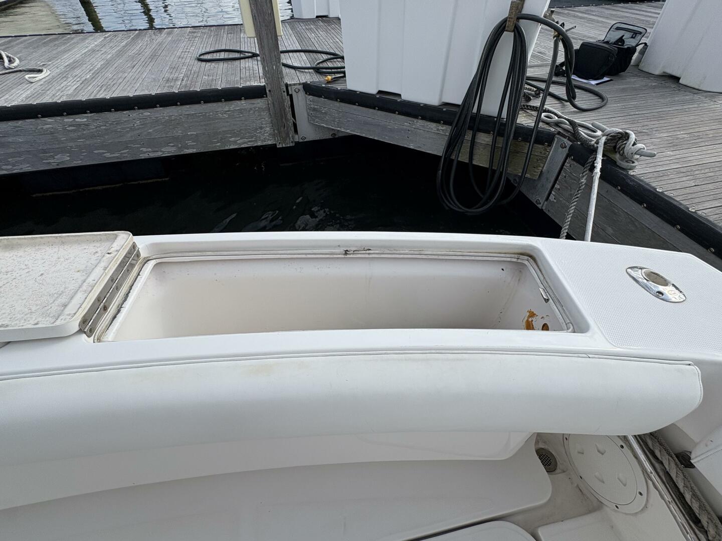 2005-luhrs-41-convertible-power-9796625-20250516102738202-1_XLARGE