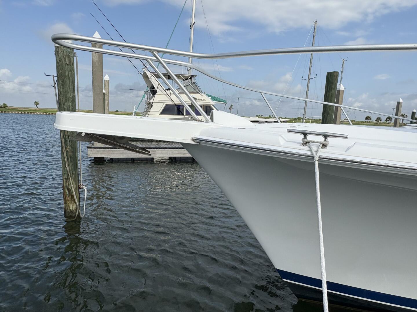 2005-luhrs-41-convertible-power-9796625-20250516102740210-1_XLARGE