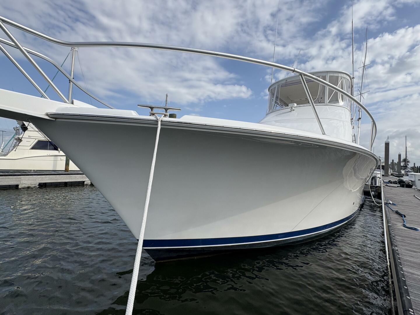 2005-luhrs-41-convertible-power-9796625-20250516102742222-1_XLARGE