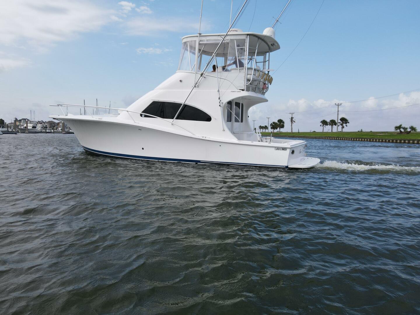 2005-luhrs-41-convertible-power-9796625-20250516102756280-1_XLARGE
