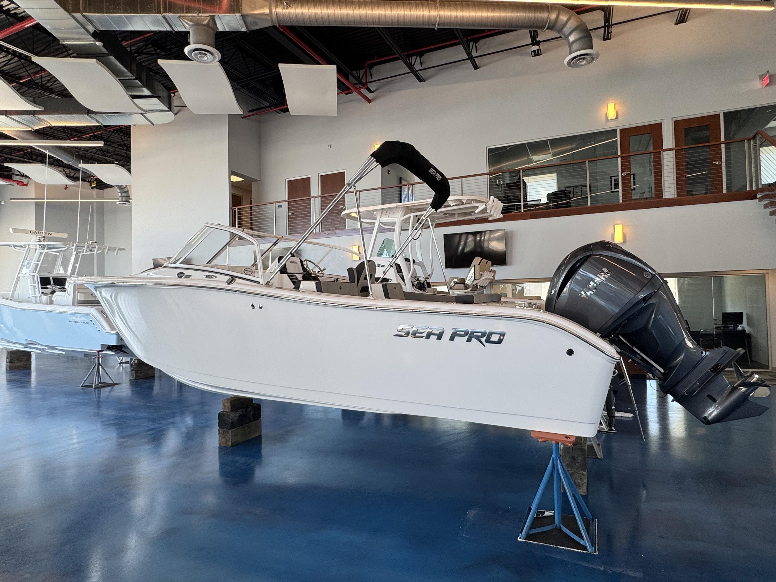 2025-sea-pro-240-dlx-power-9696632-20250227132925233-1_XLARGE