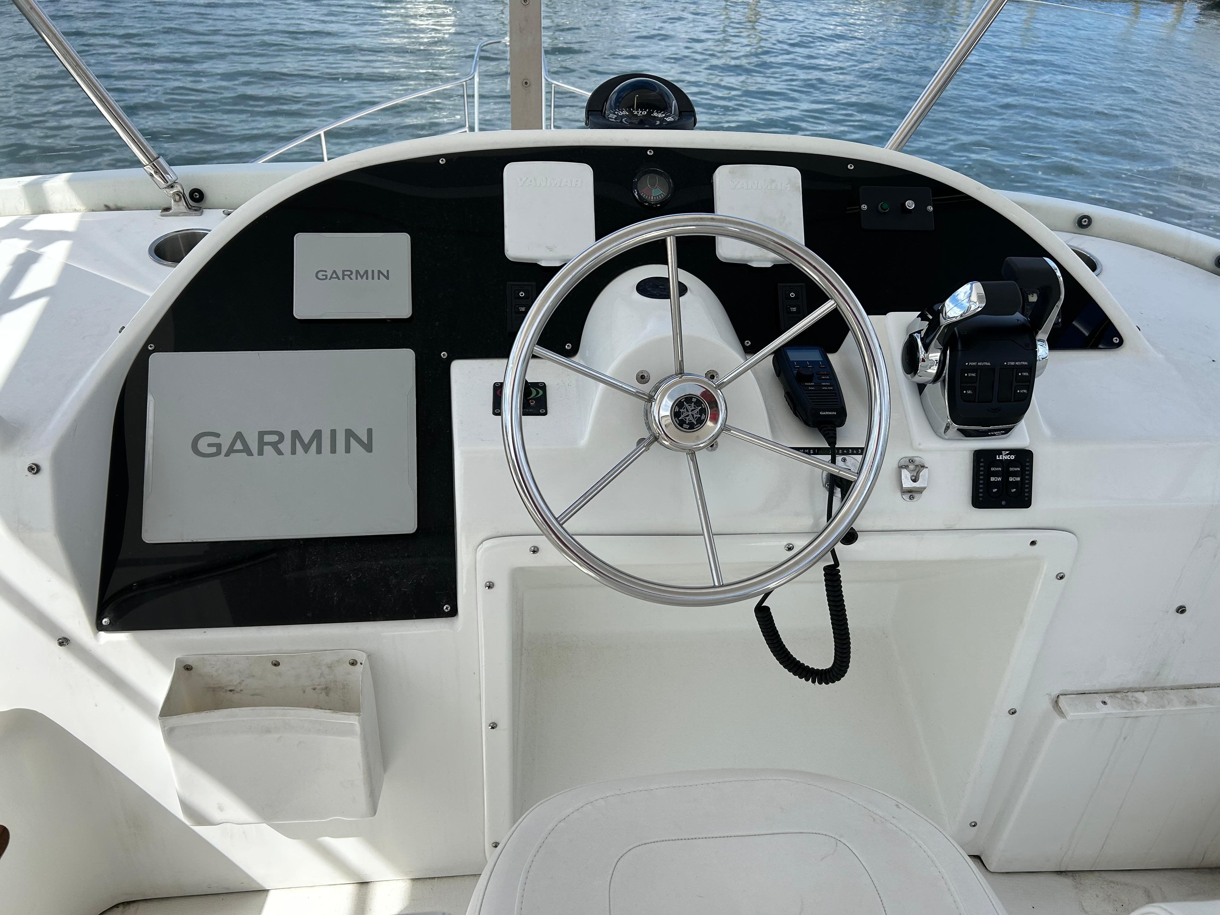 Yacht Photos Pics