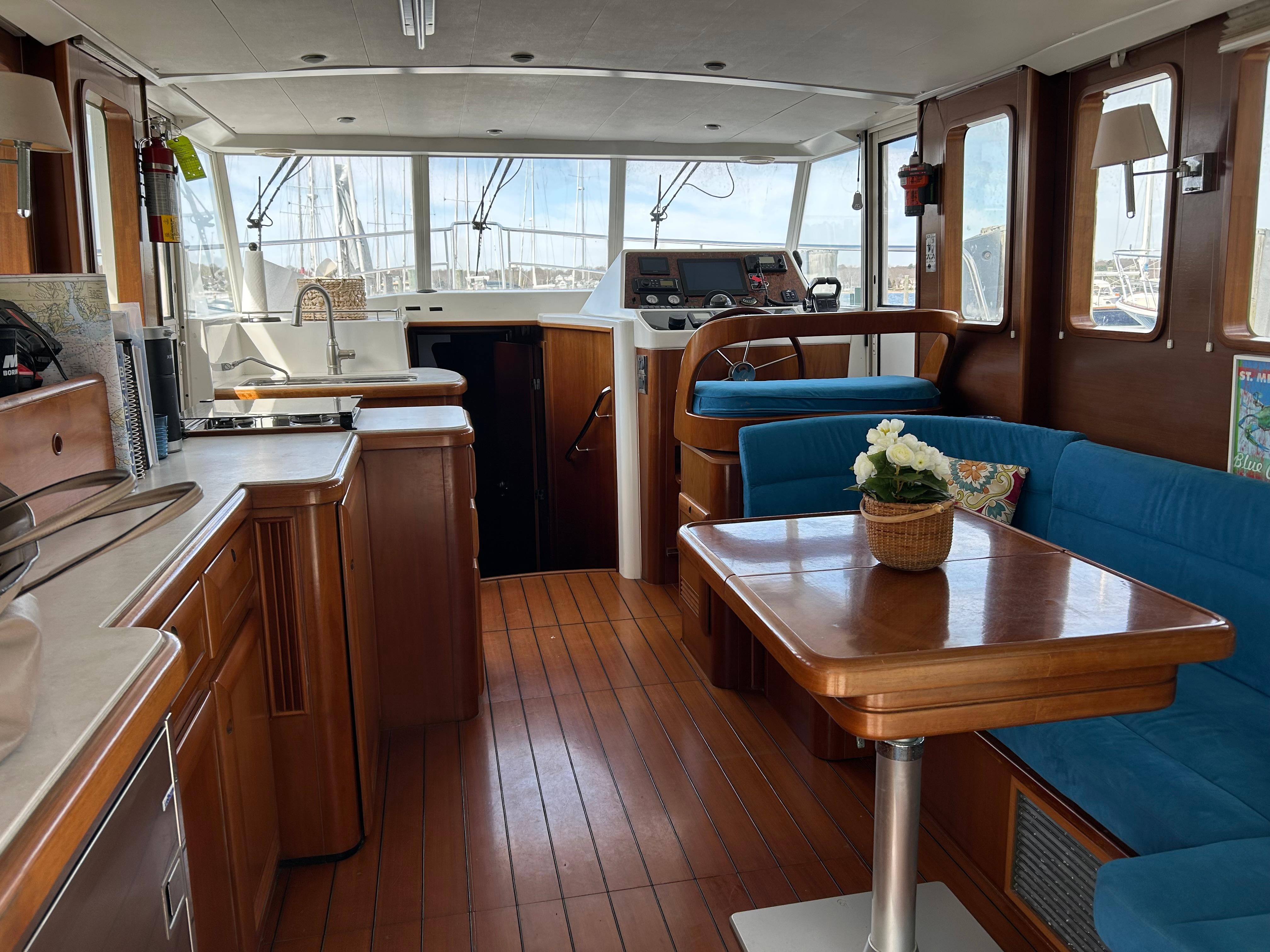 Yacht Photos Pics