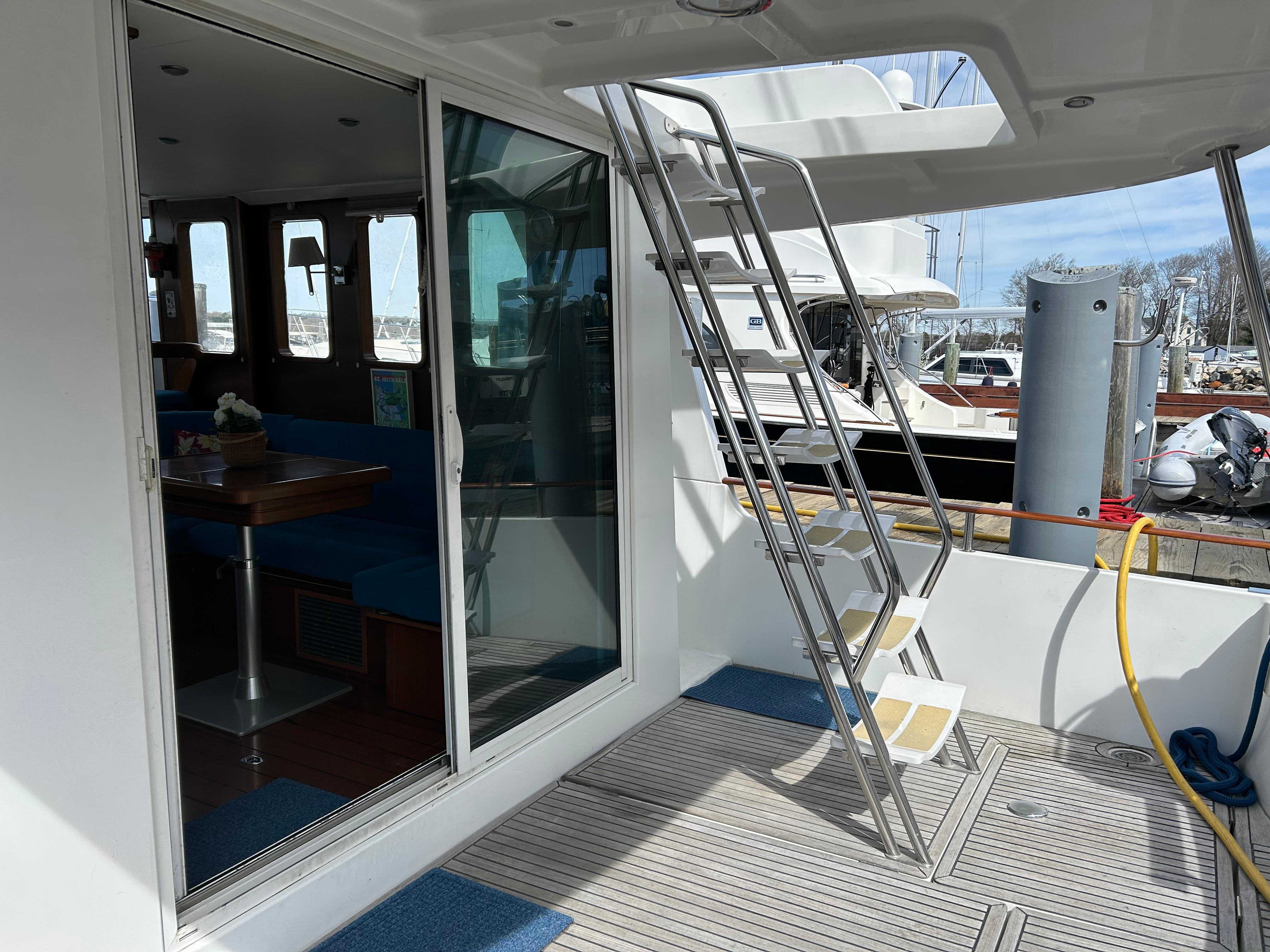 Yacht Photos Pics
