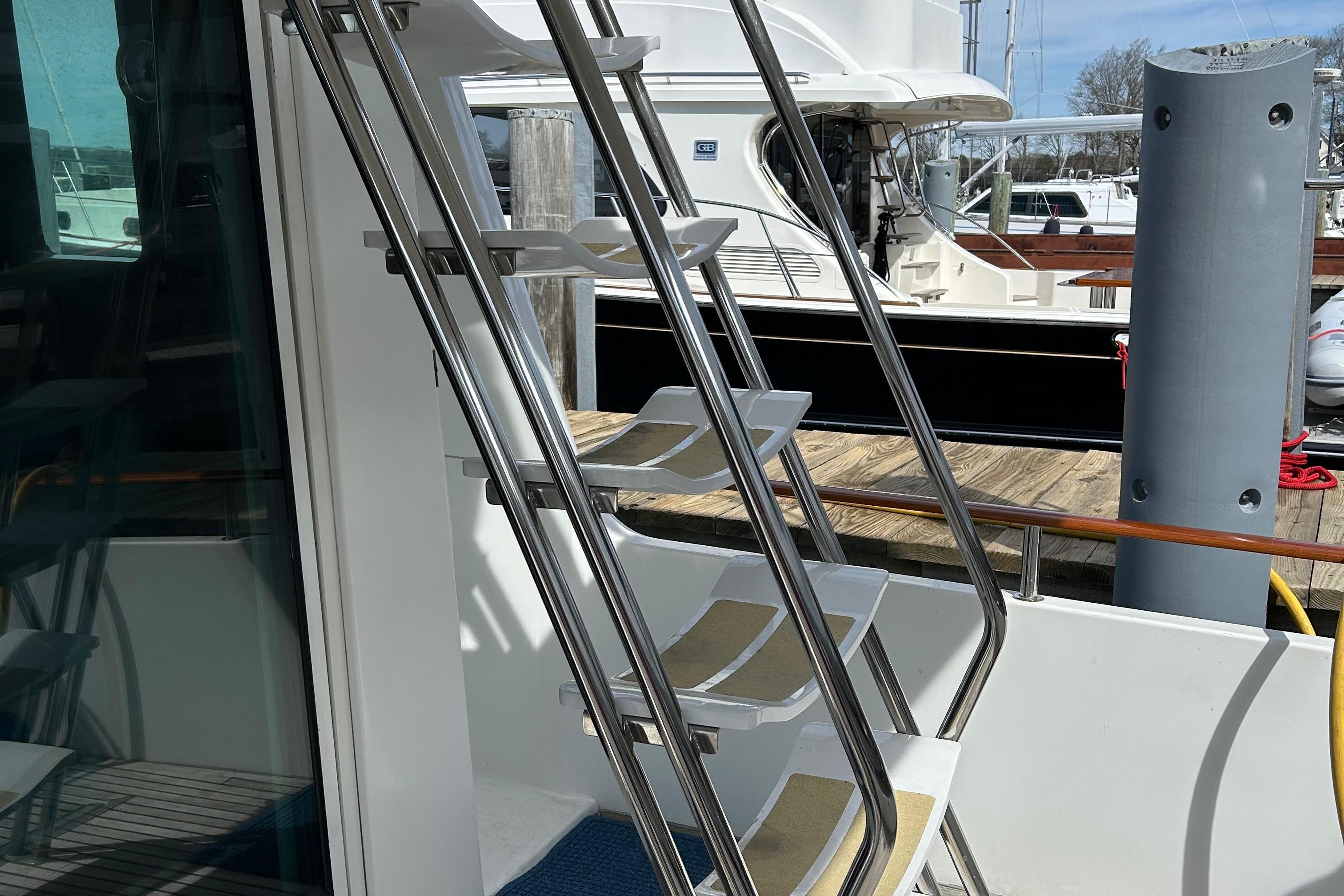 Yacht Photos Pics