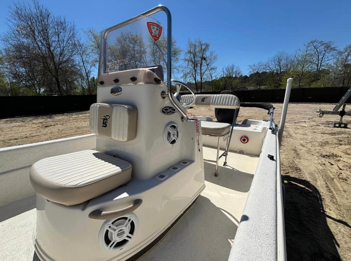 2017 Carolina Skiff 18 JVX CC - Image 5