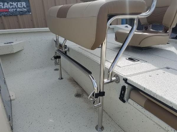 2021 Xpress boat for sale, model of the boat is H20B & Image # 10 of 14