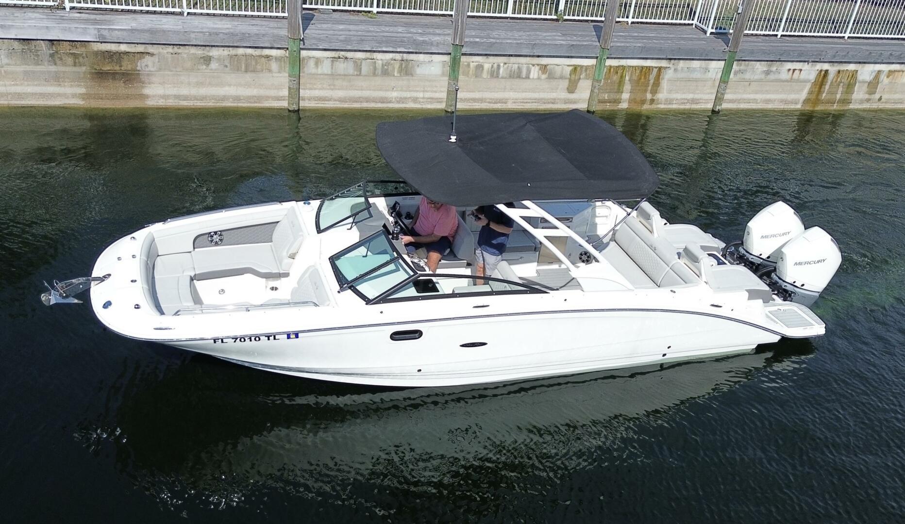 39 ft Sea Ray 2010