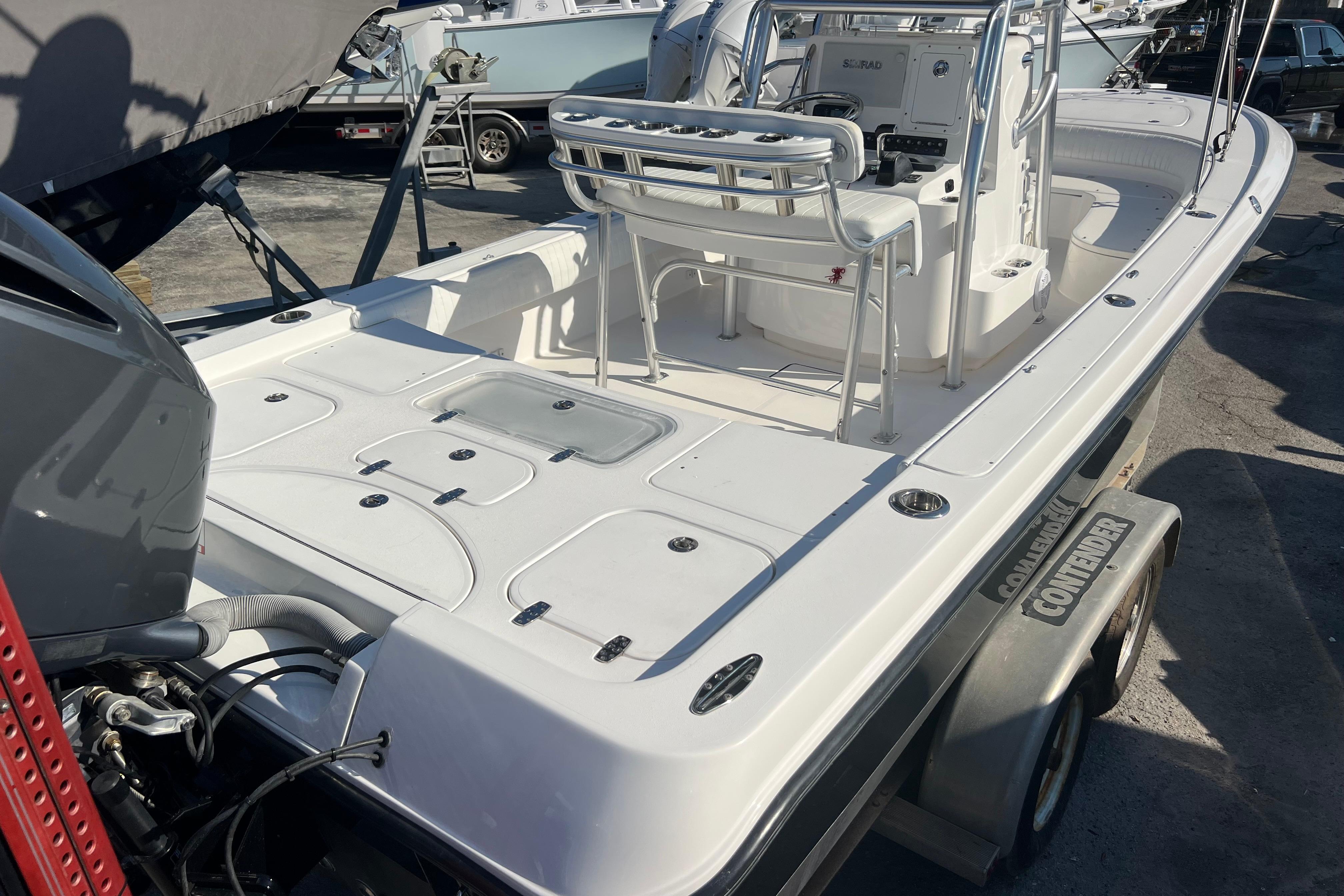 2015 Contender 25 Bay-4