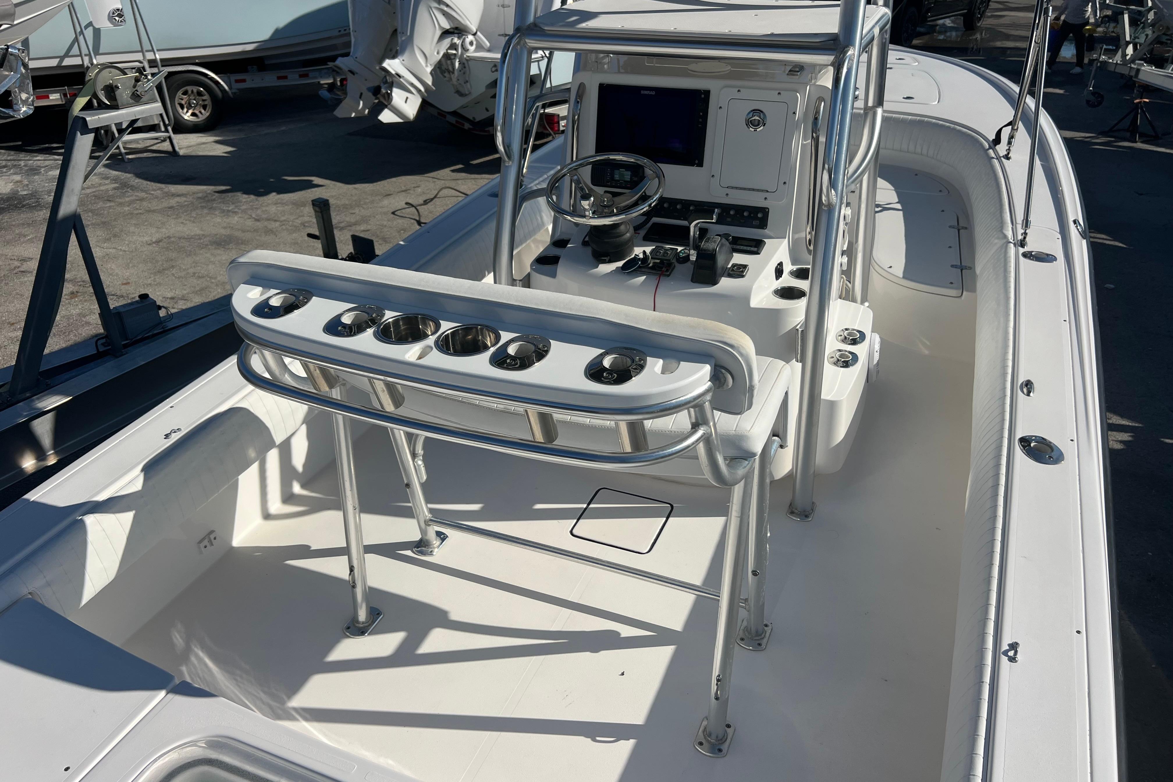 2015 Contender 25 Bay-5