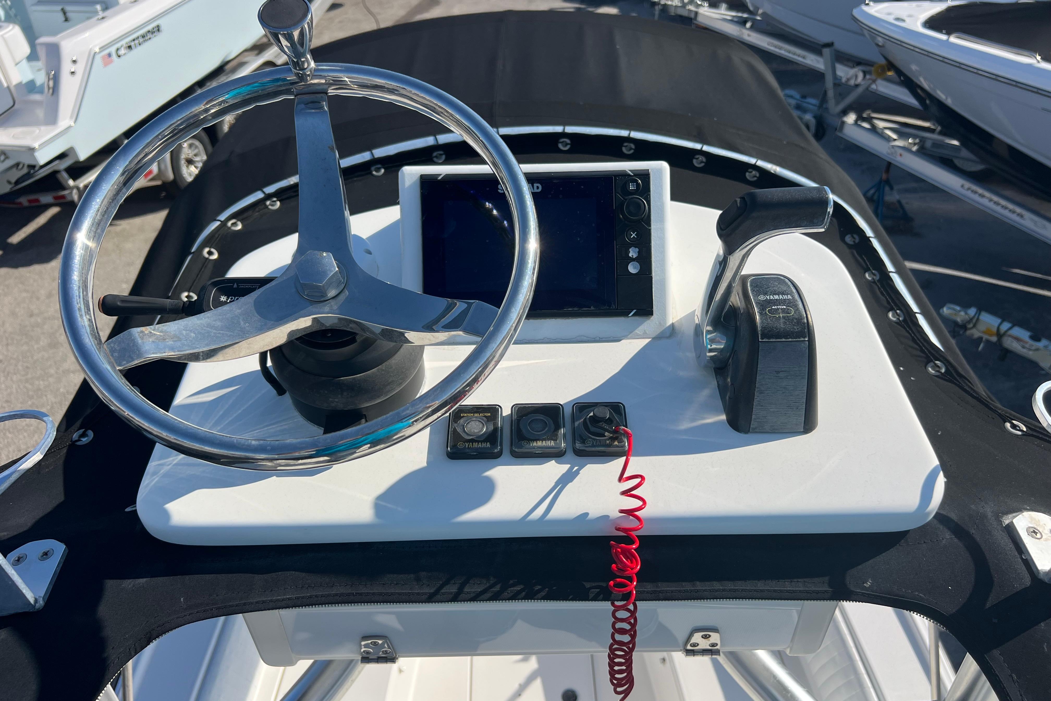 2015 Contender 25 Bay-14