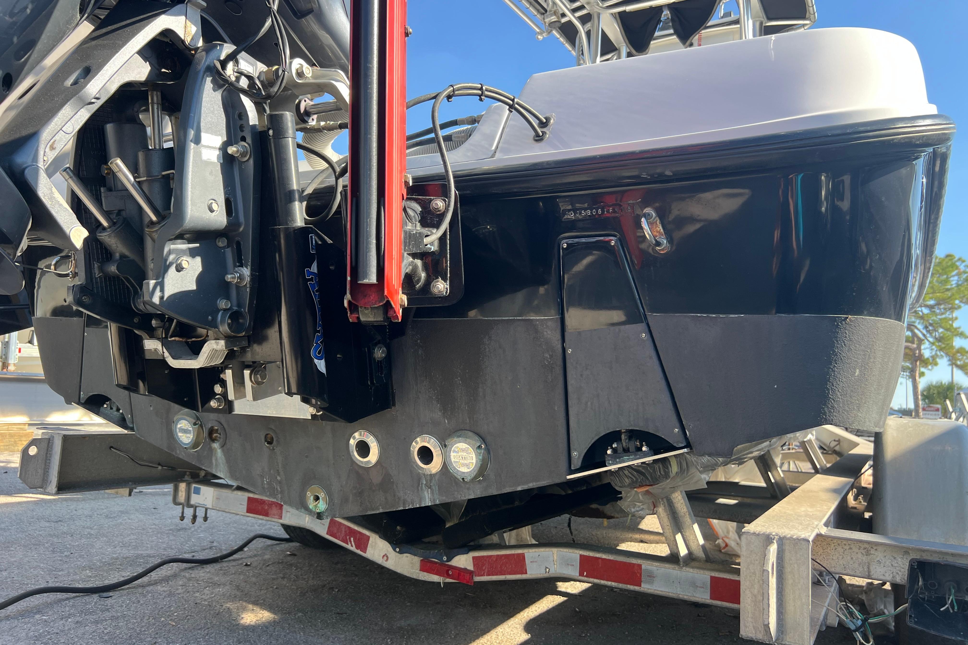 2015 Contender 25 Bay-17