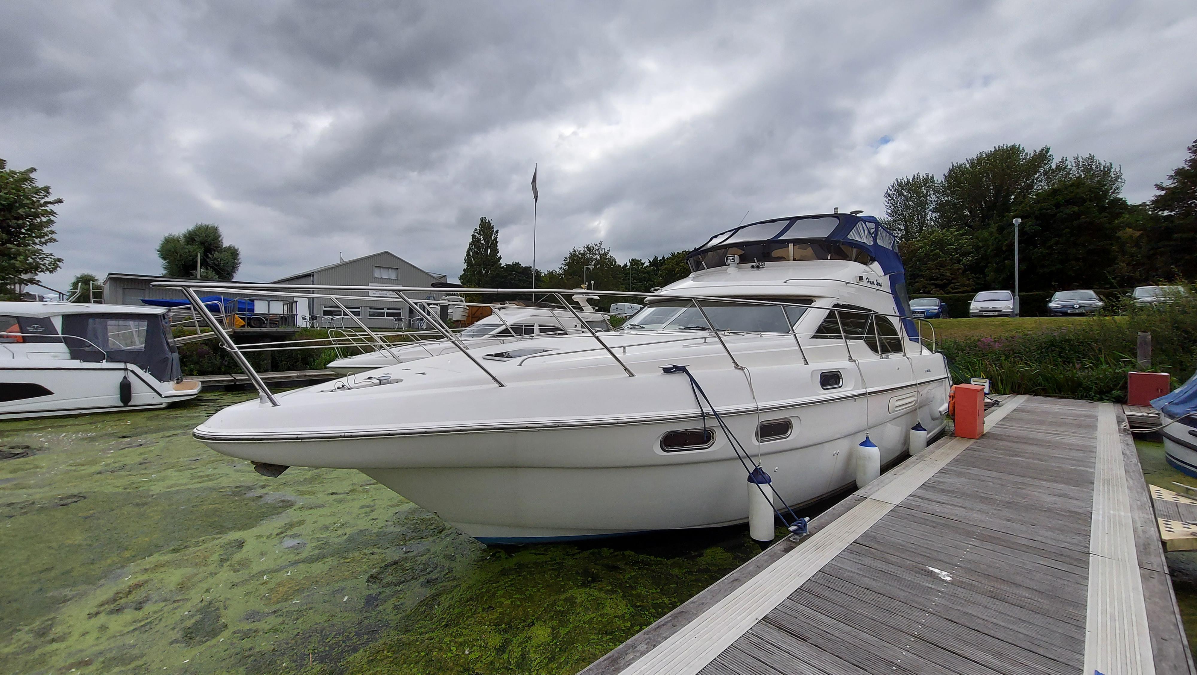 1999 Sealine F43