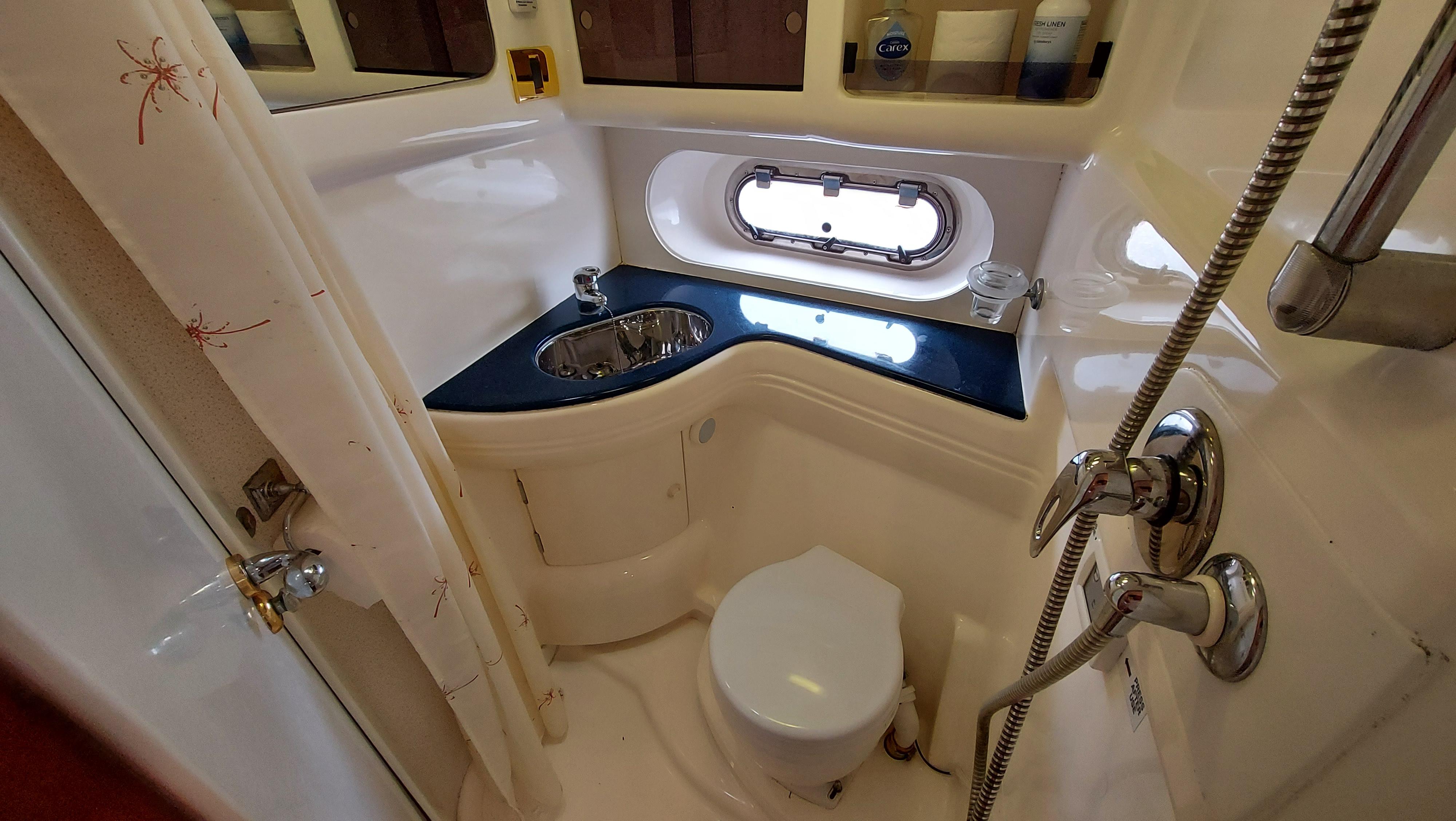 1999 Sealine F43