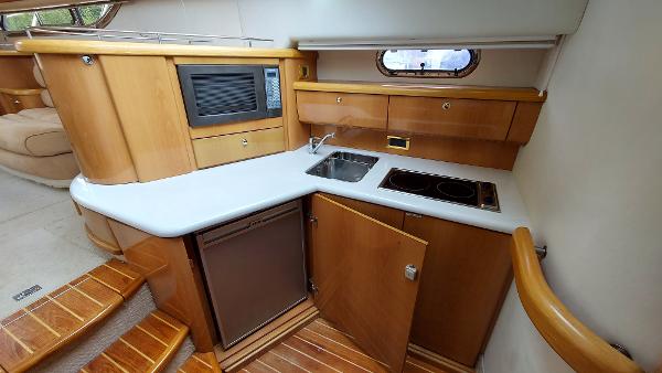 1999 Sealine F43
