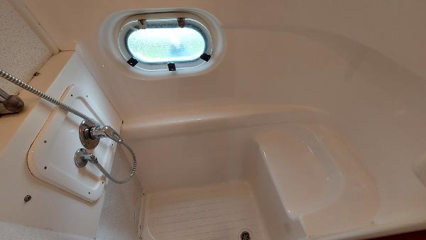1999 Sealine F43
