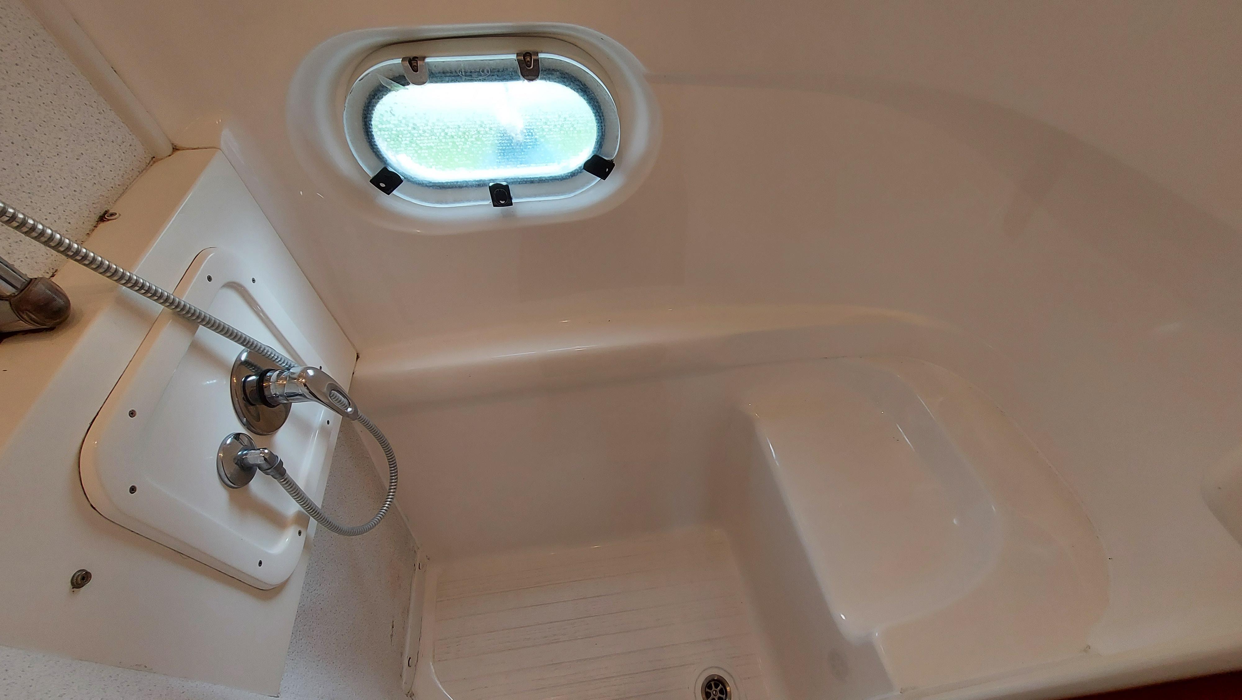 1999 Sealine F43