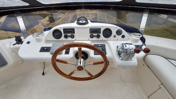 1999 Sealine F43