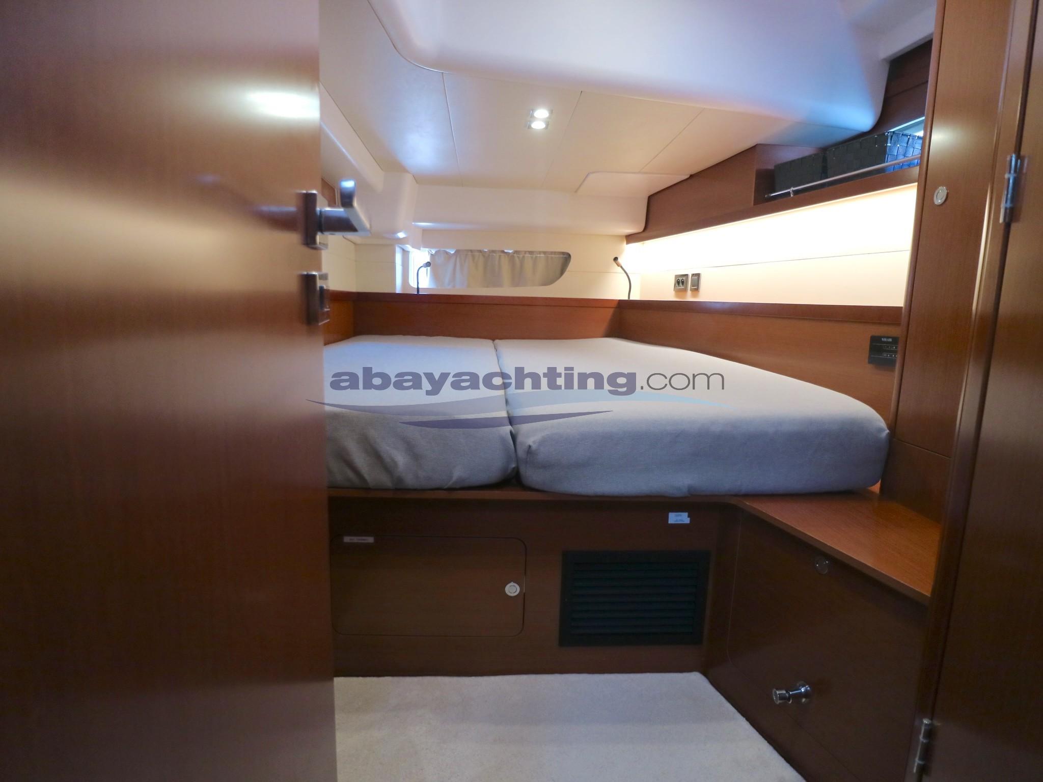 Yacht Photos Pics