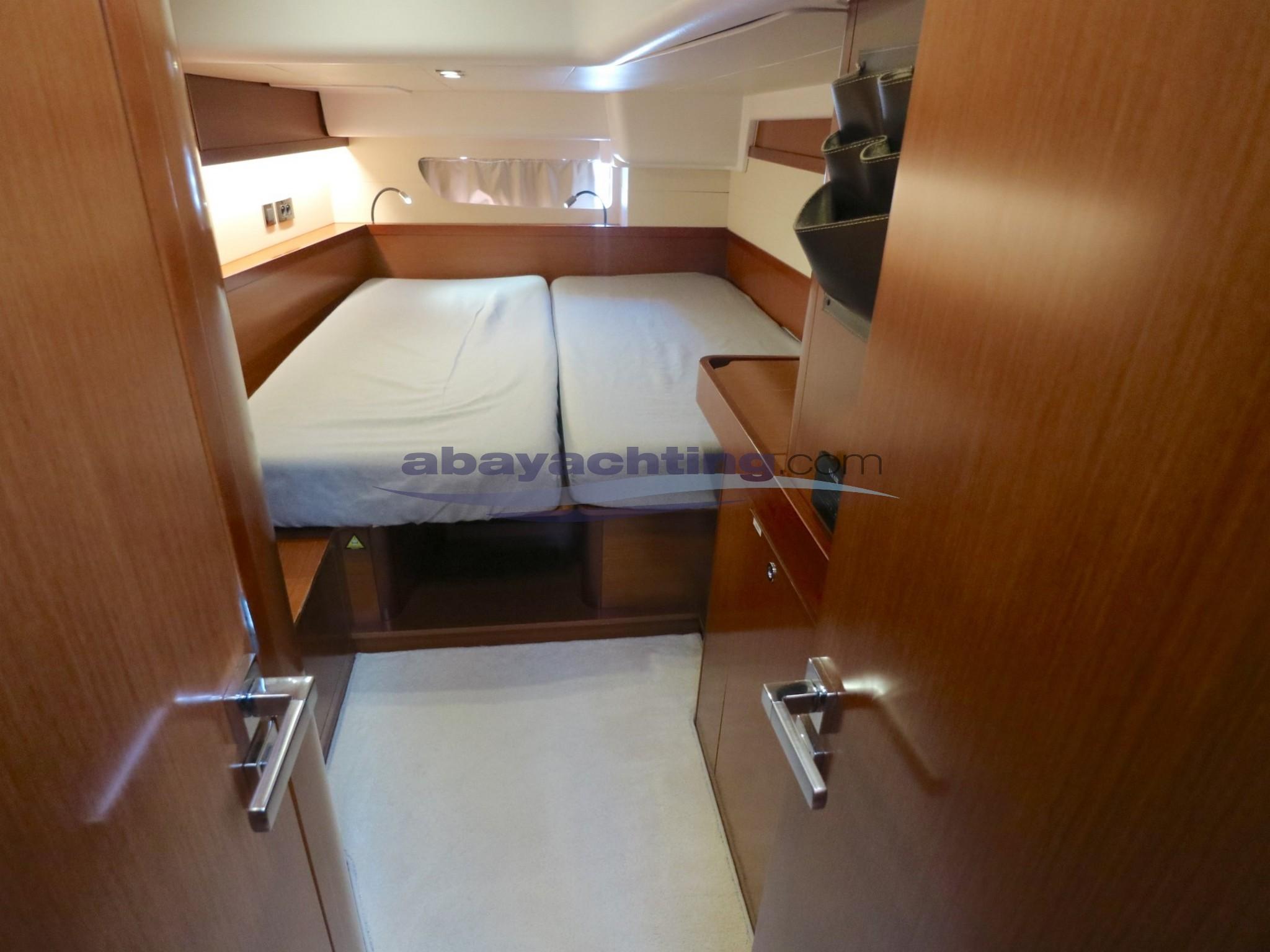 Yacht Photos Pics