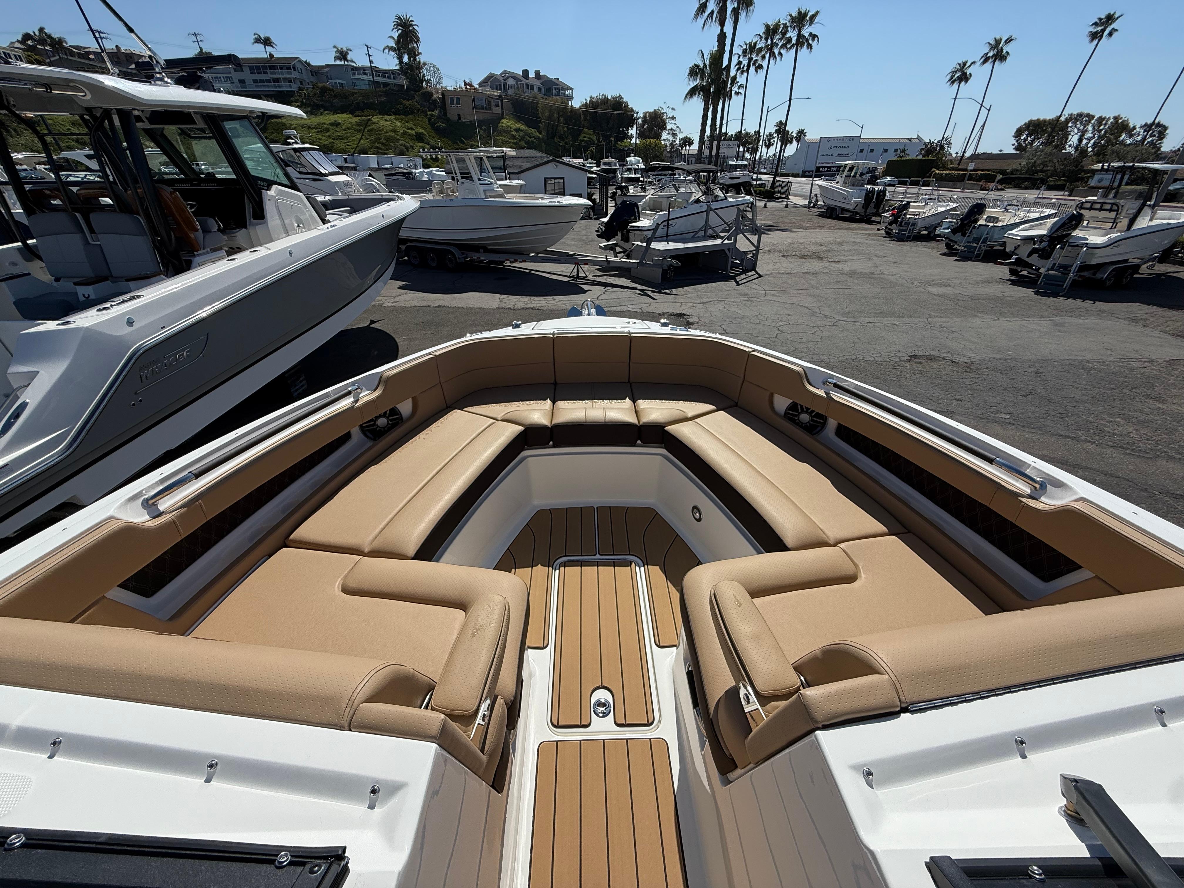 2025 Sea Ray SLX 310 Outboard #S1677A inventory image at Sun Country Marine Group, Newport Beach 2025 Sea Ray SLX 310 Outboard #S1677A inventory image at Sun Country Marine Group, Newport Beach