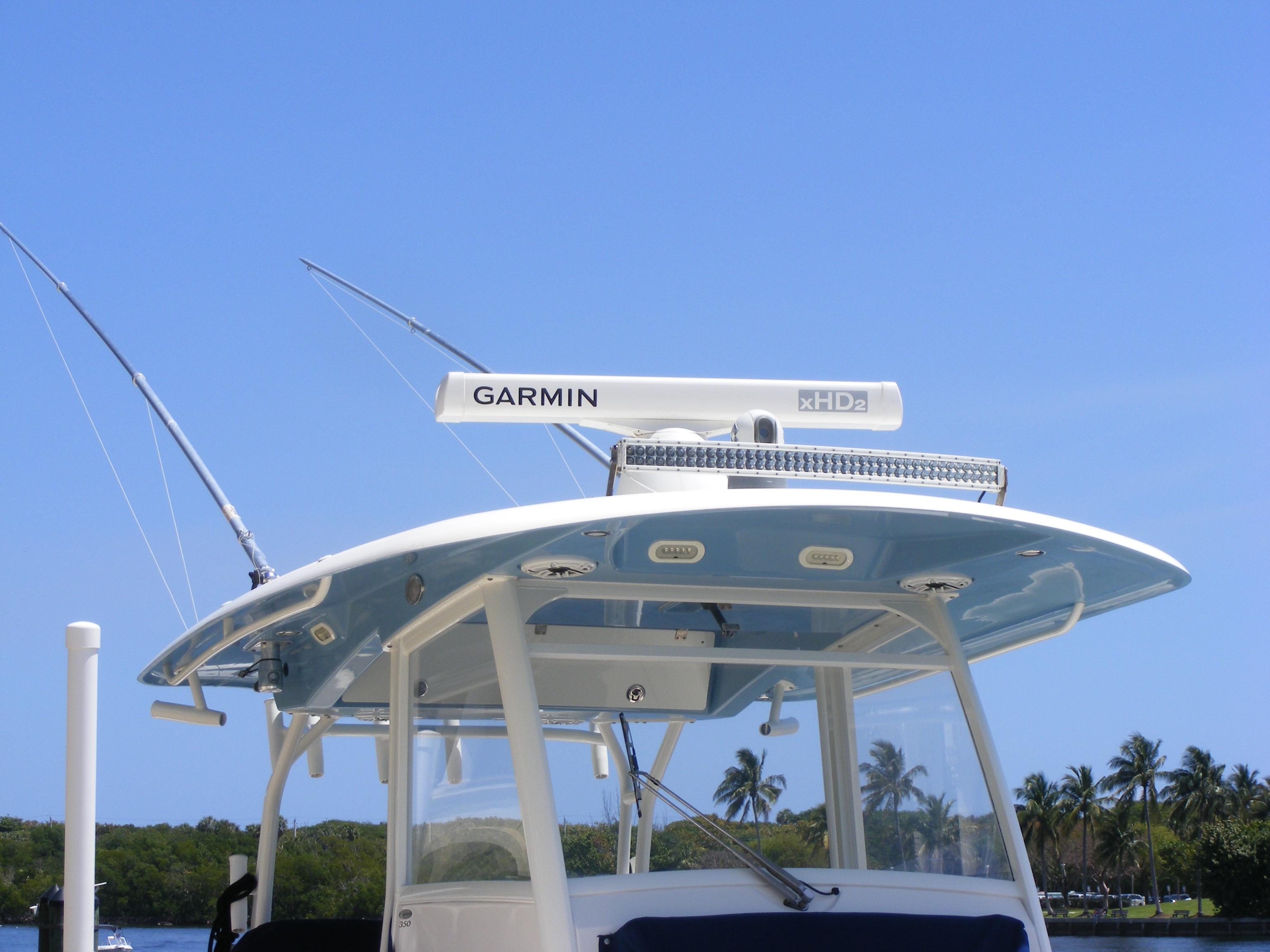 2020-cobia-350-center-console-power-9756657-20250529084625454-1_XLARGE