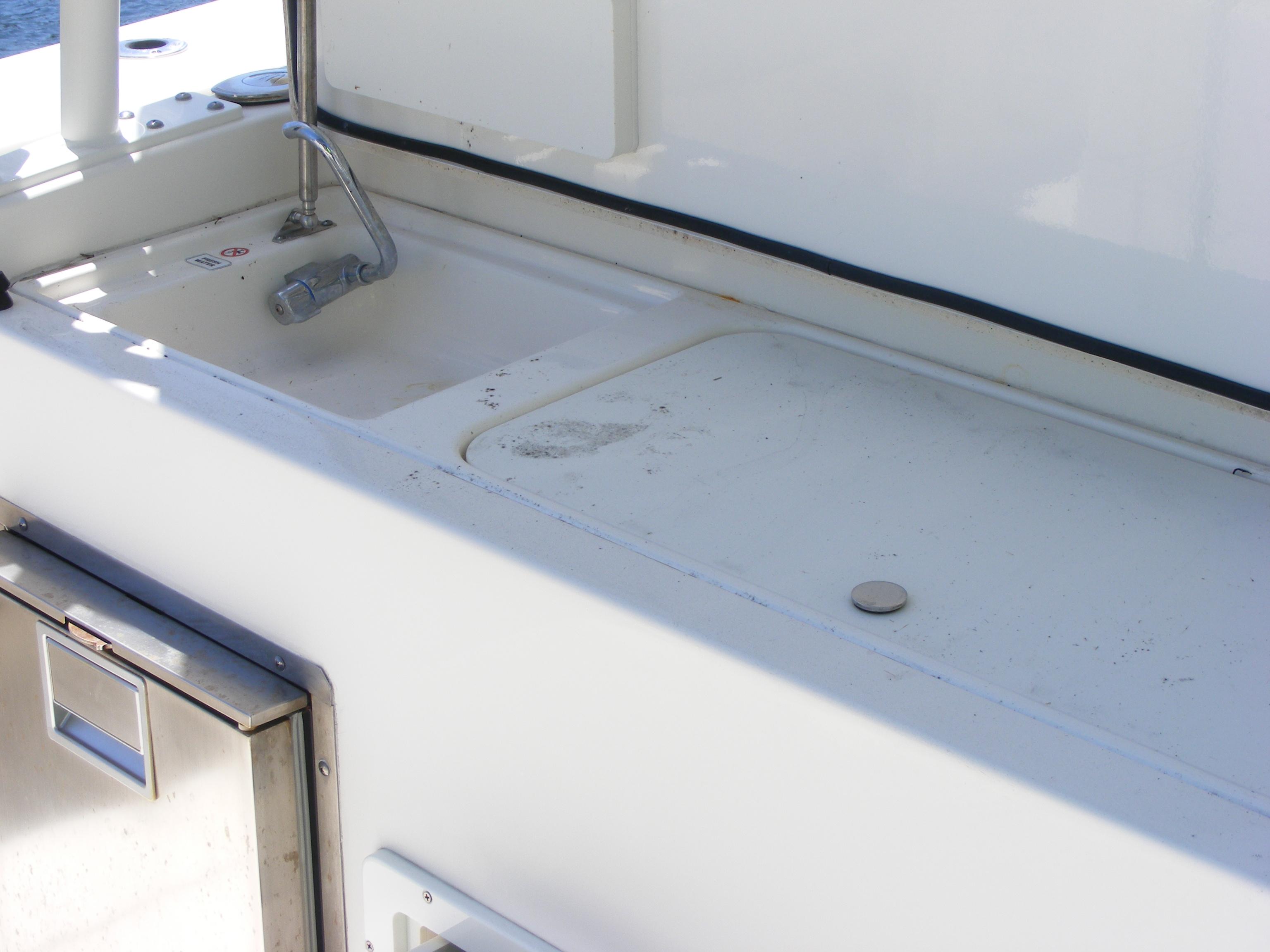 2020-cobia-350-center-console-power-9756657-20250529084709894-1_XLARGE