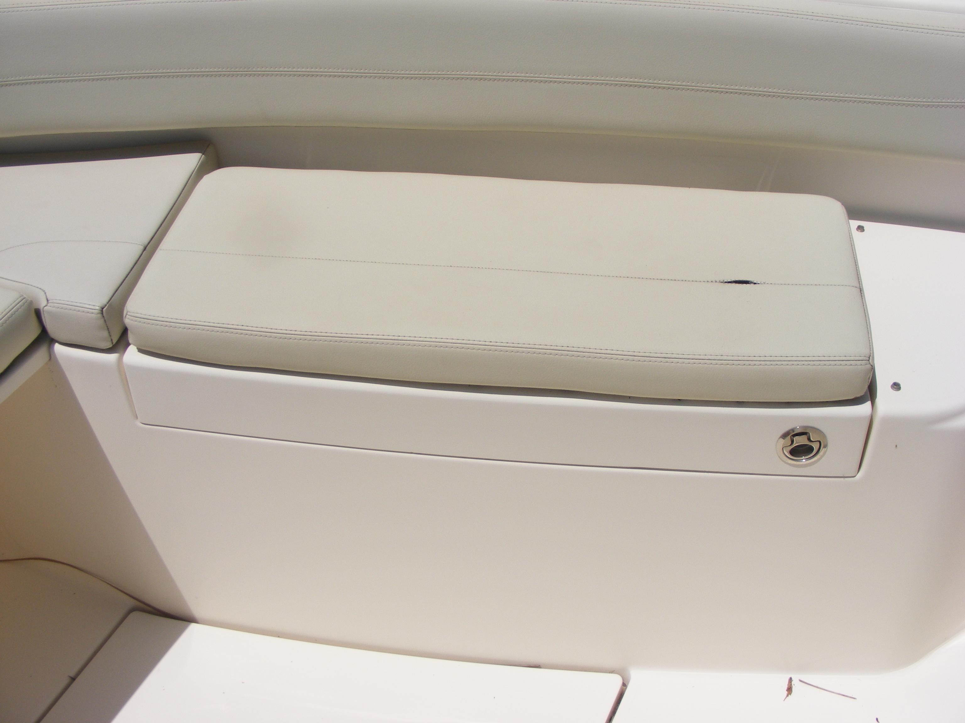 2020-cobia-350-center-console-power-9756657-20250529084752018-1_XLARGE