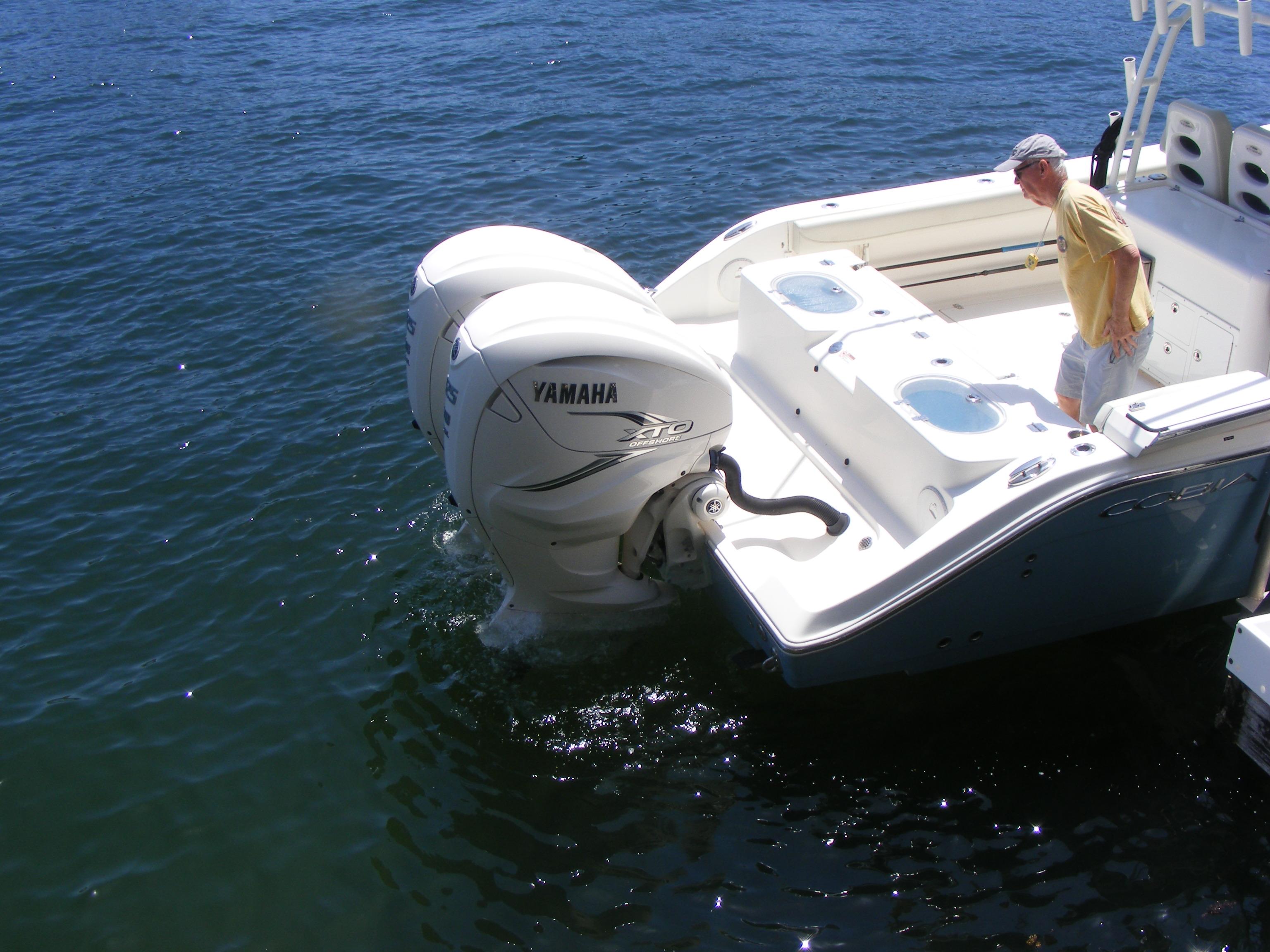 2020-cobia-350-center-console-power-9756657-20250529084826655-1_XLARGE