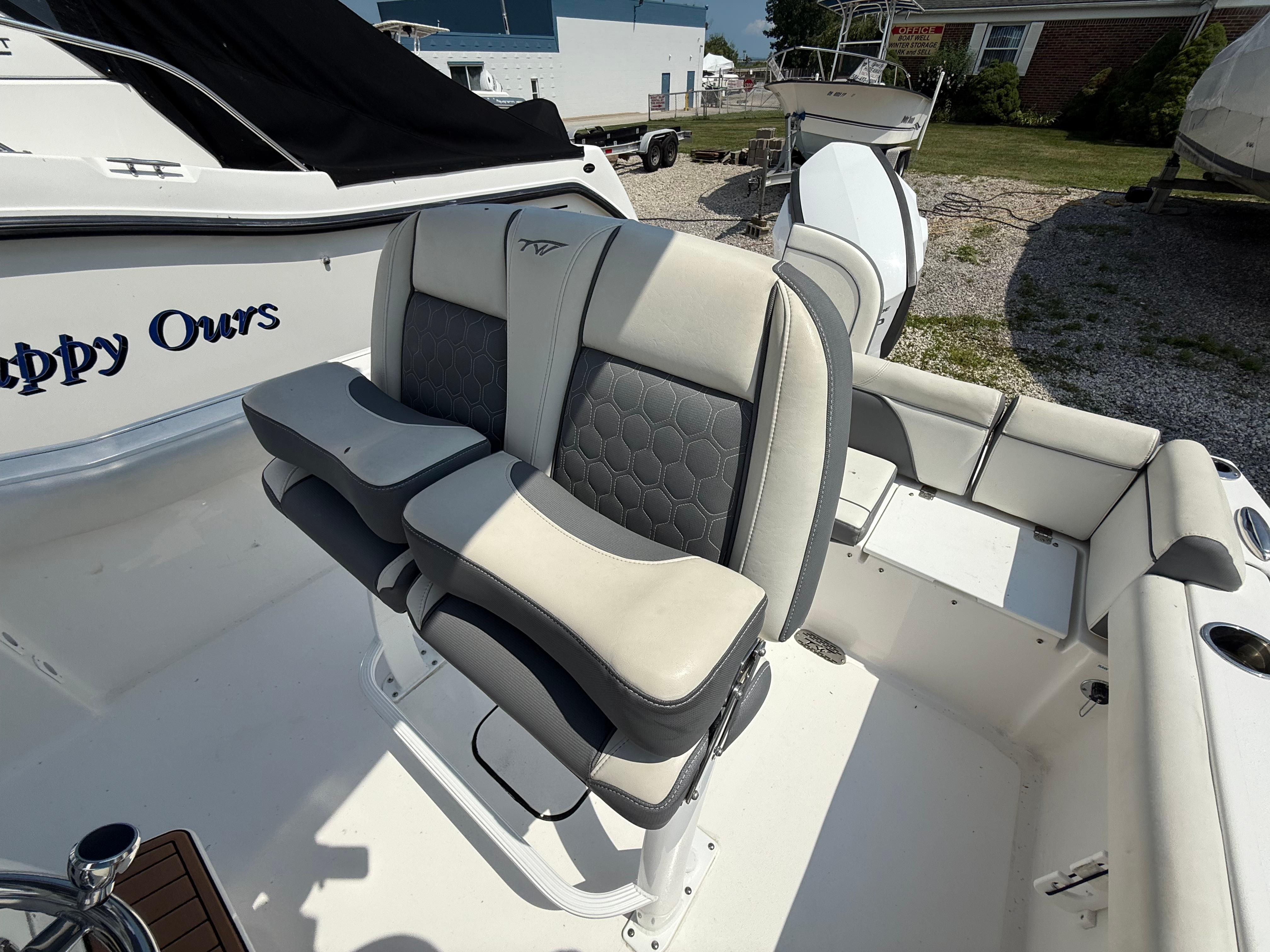 Boat Image 9