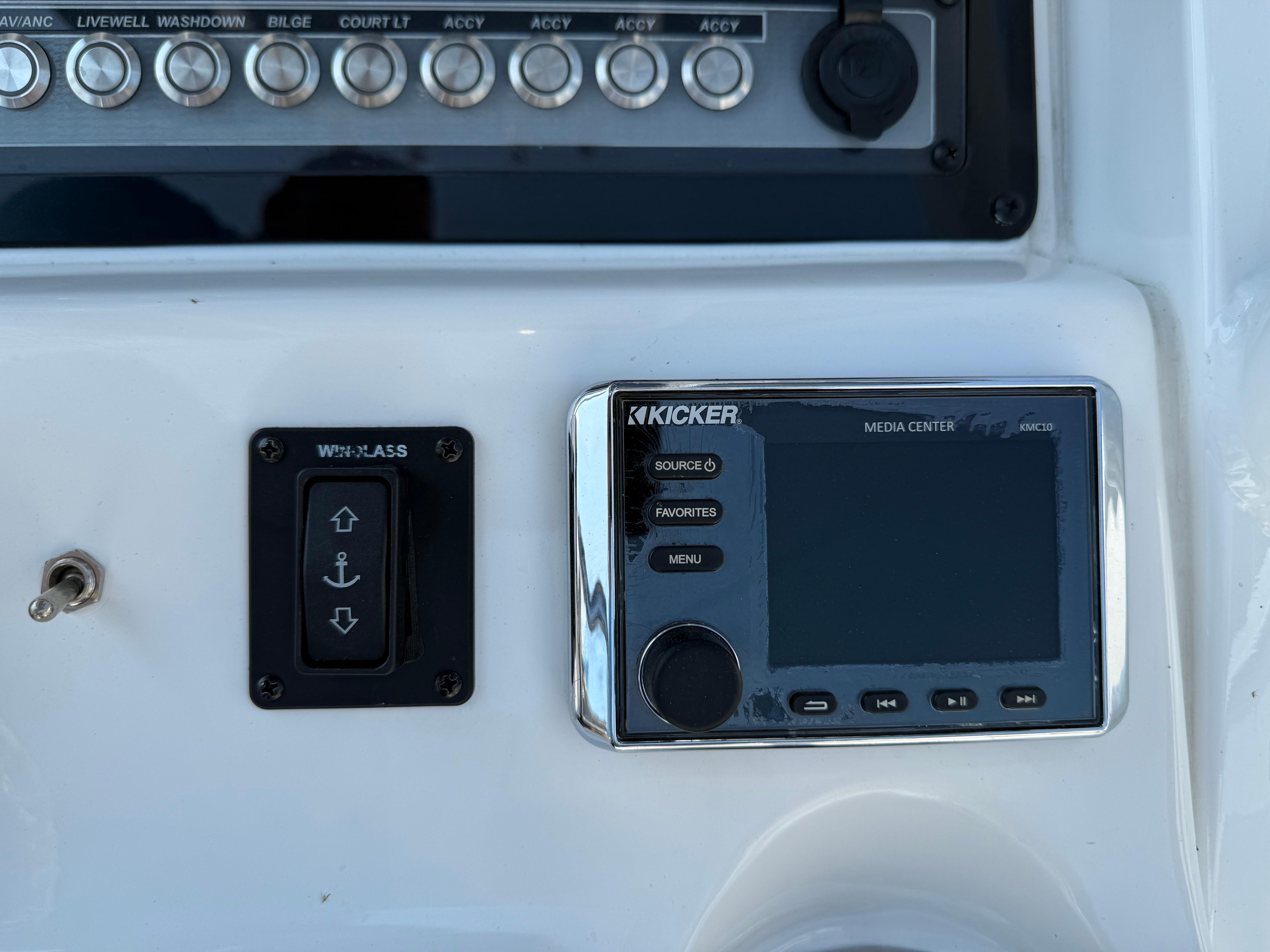 Boat Image 14