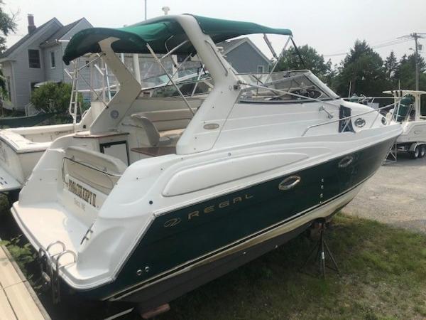 2002 Regal boat for sale, model of the boat is 2860 Commodore & Image # 1 of 16