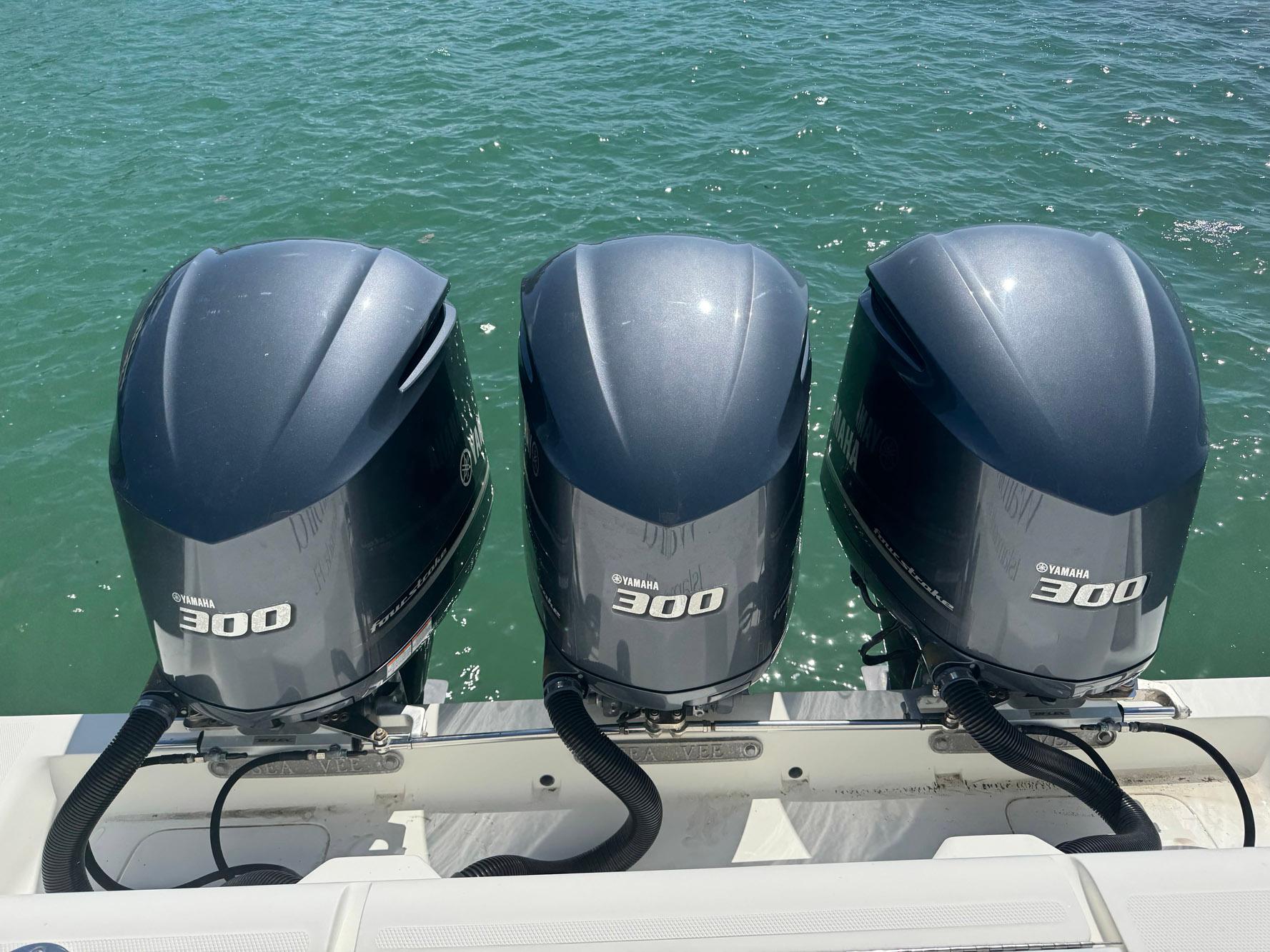2014-seavee-390b-center-console-power-9796666-20250516110306228-1_XLARGE