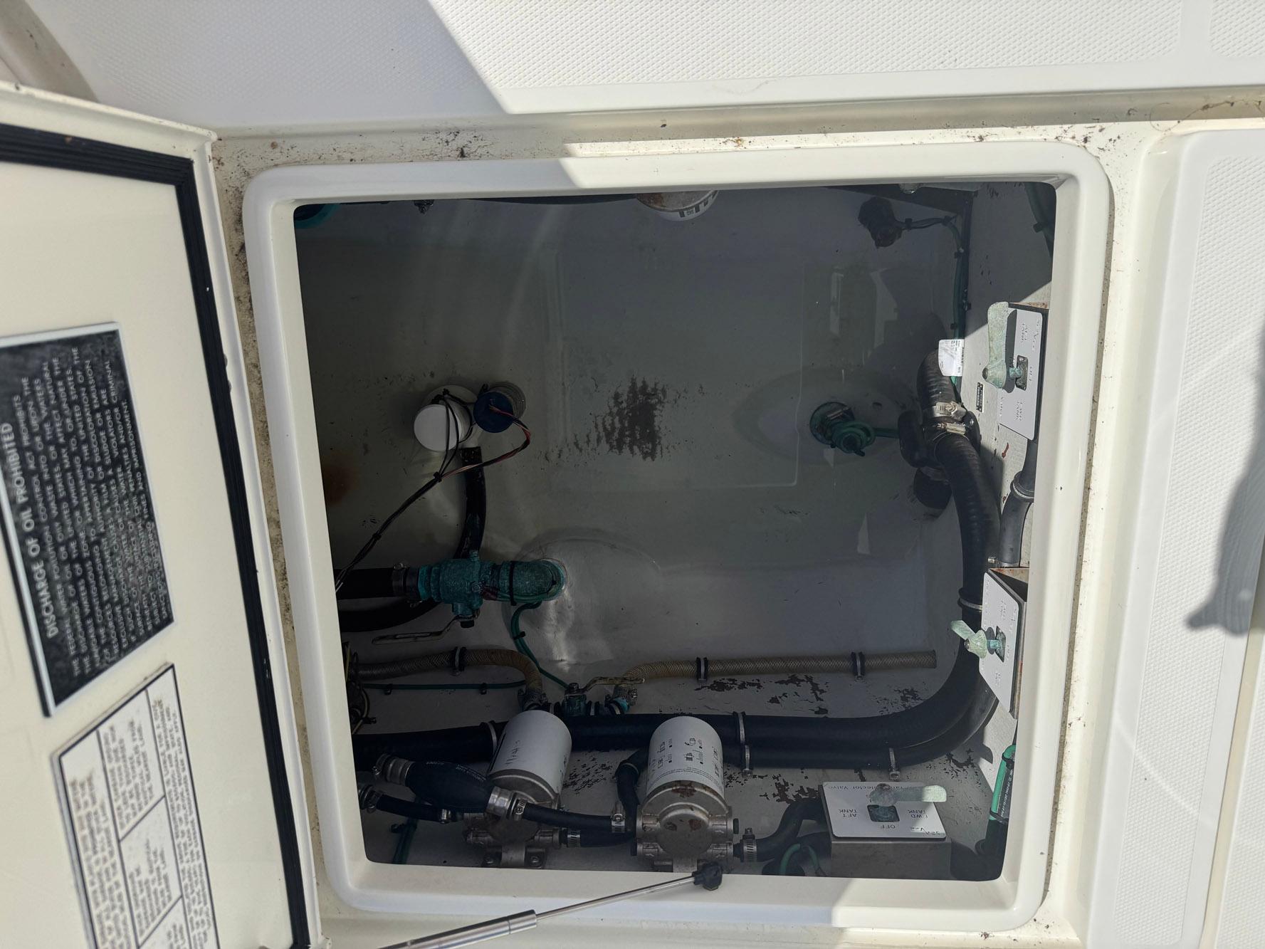 2014-seavee-390b-center-console-power-9796666-20250516110310213-1_XLARGE
