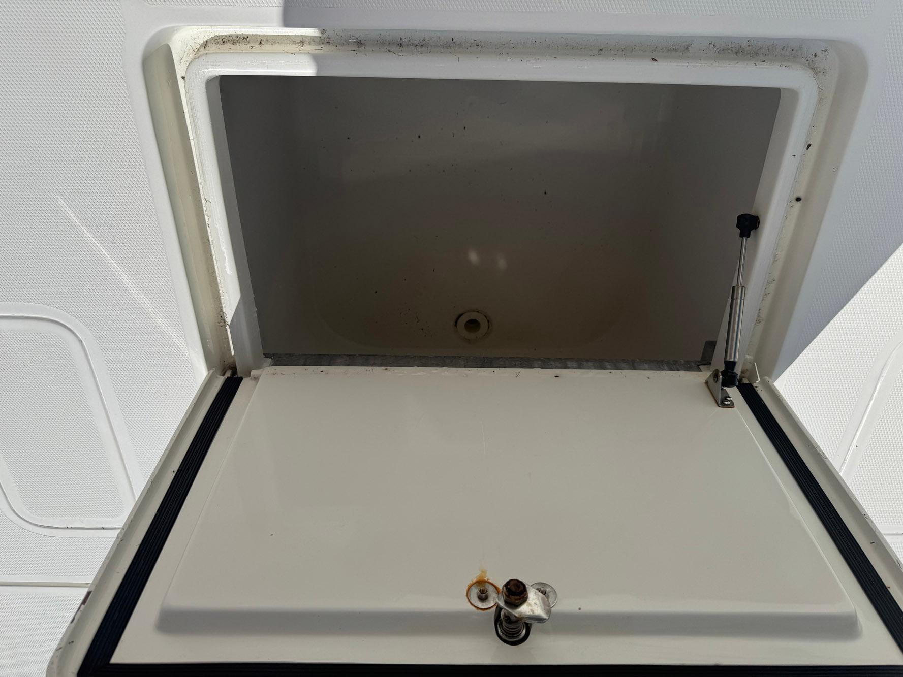 2014-seavee-390b-center-console-power-9796666-20250516110312225-1_XLARGE