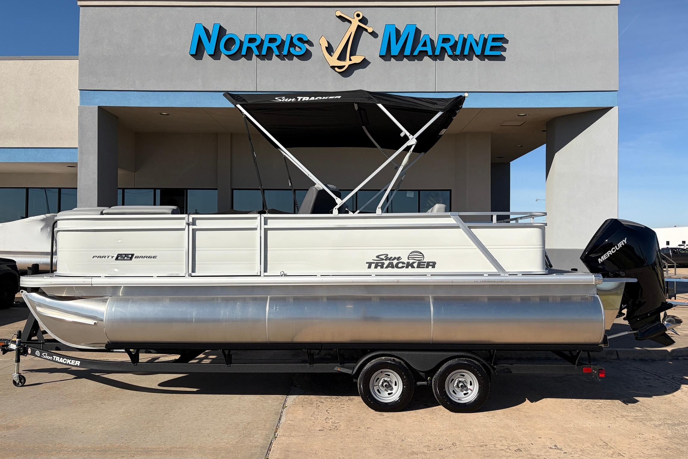 2026 Sun Tracker Party Barge 22 RF XP3