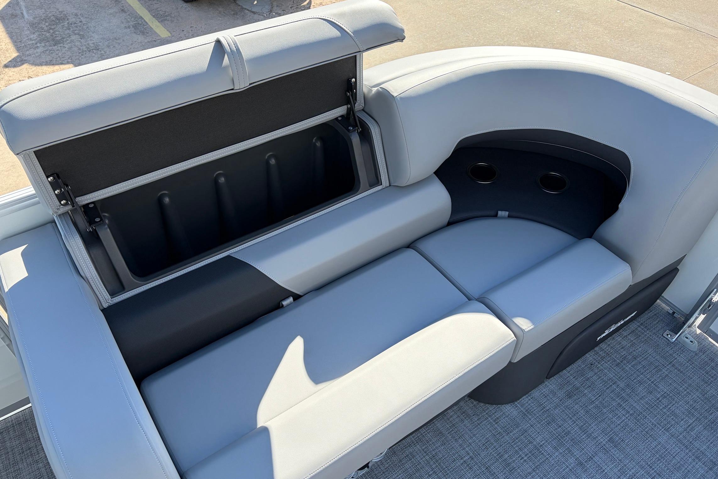 2026 Sun Tracker Party Barge 22 RF XP3