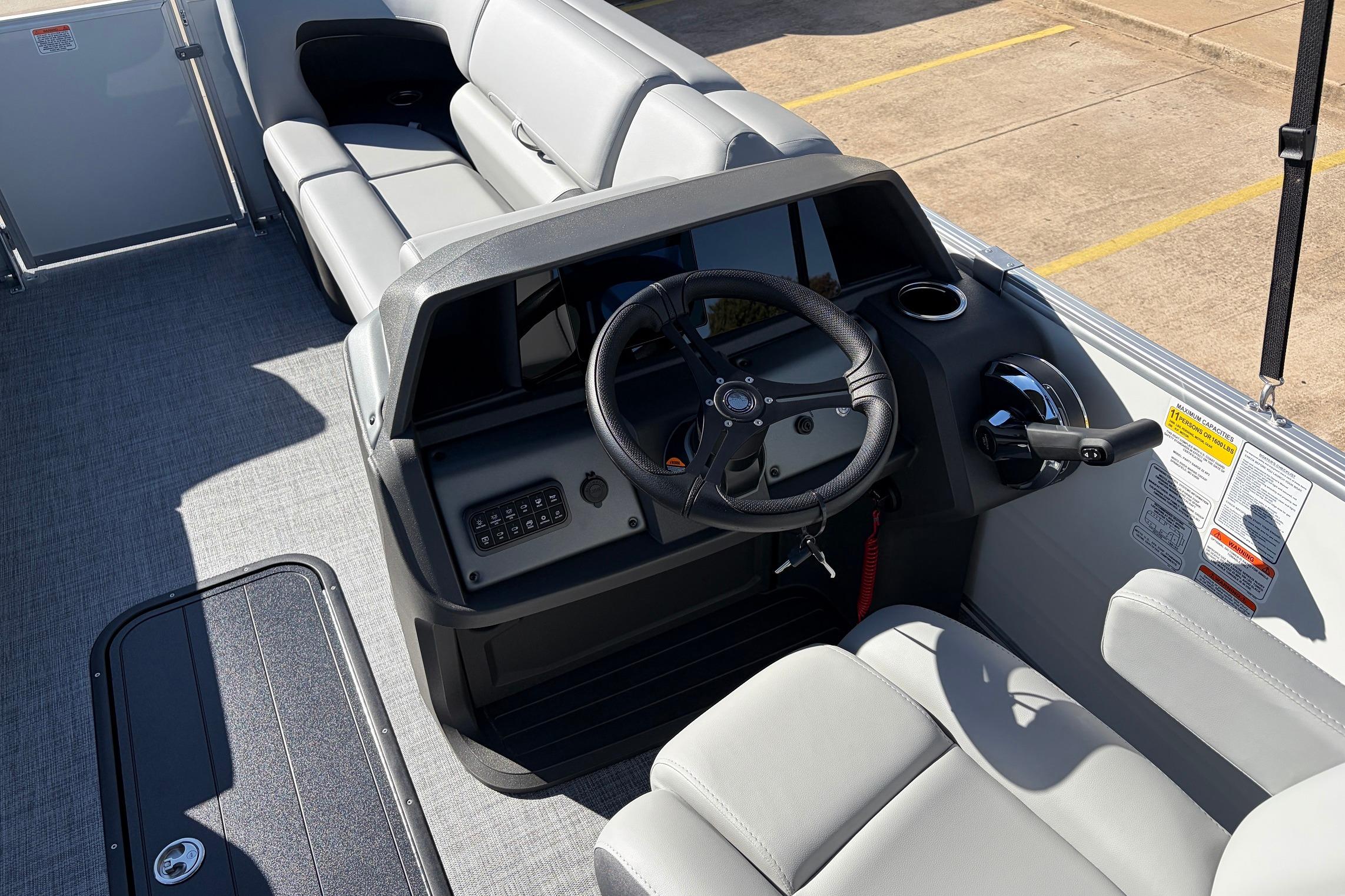 2026 Sun Tracker Party Barge 22 RF XP3