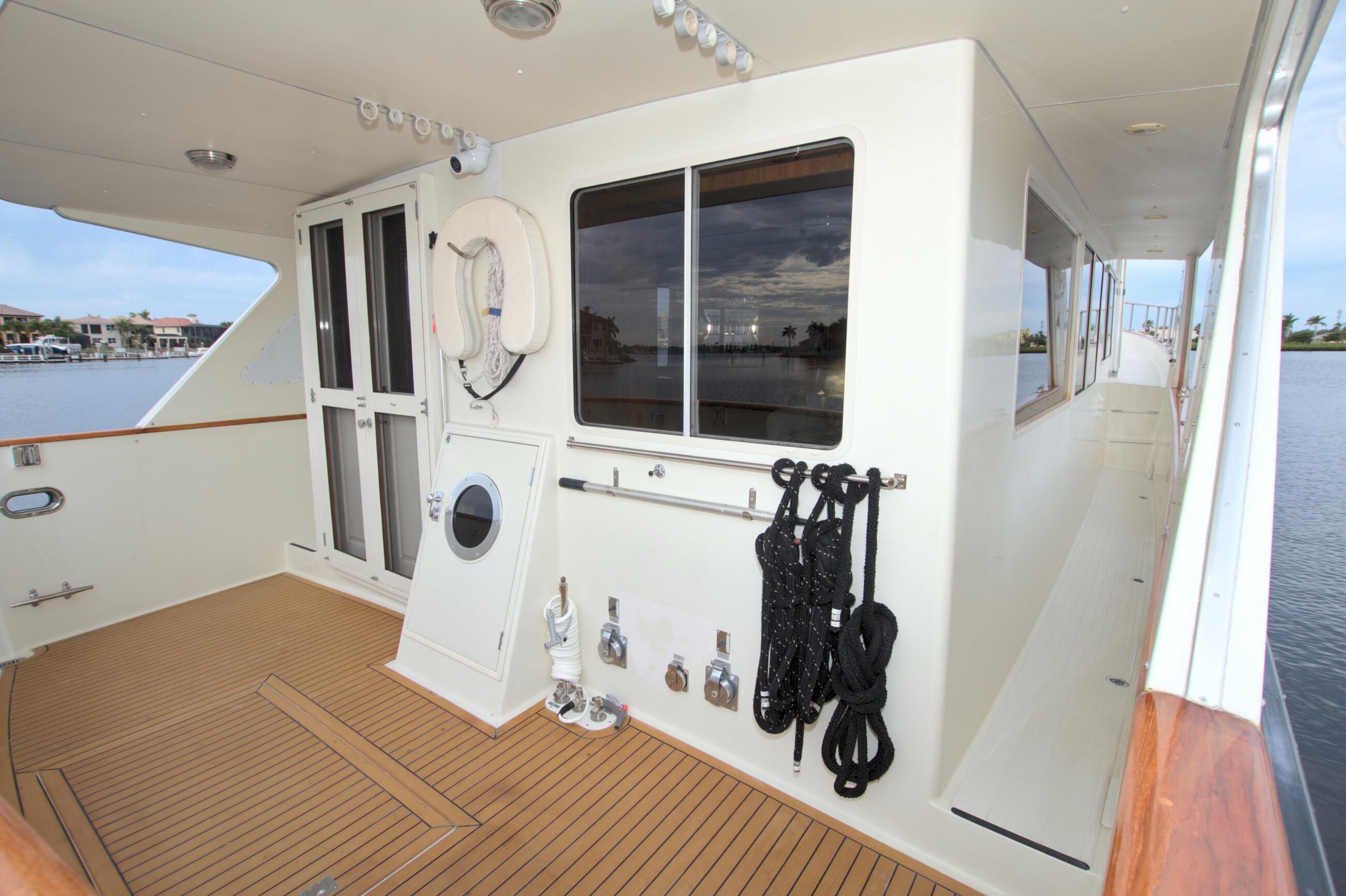Tollycraft-61 Pilothouse Motor Yacht 1989-Brown FL-US-9206681 | Thumbnail