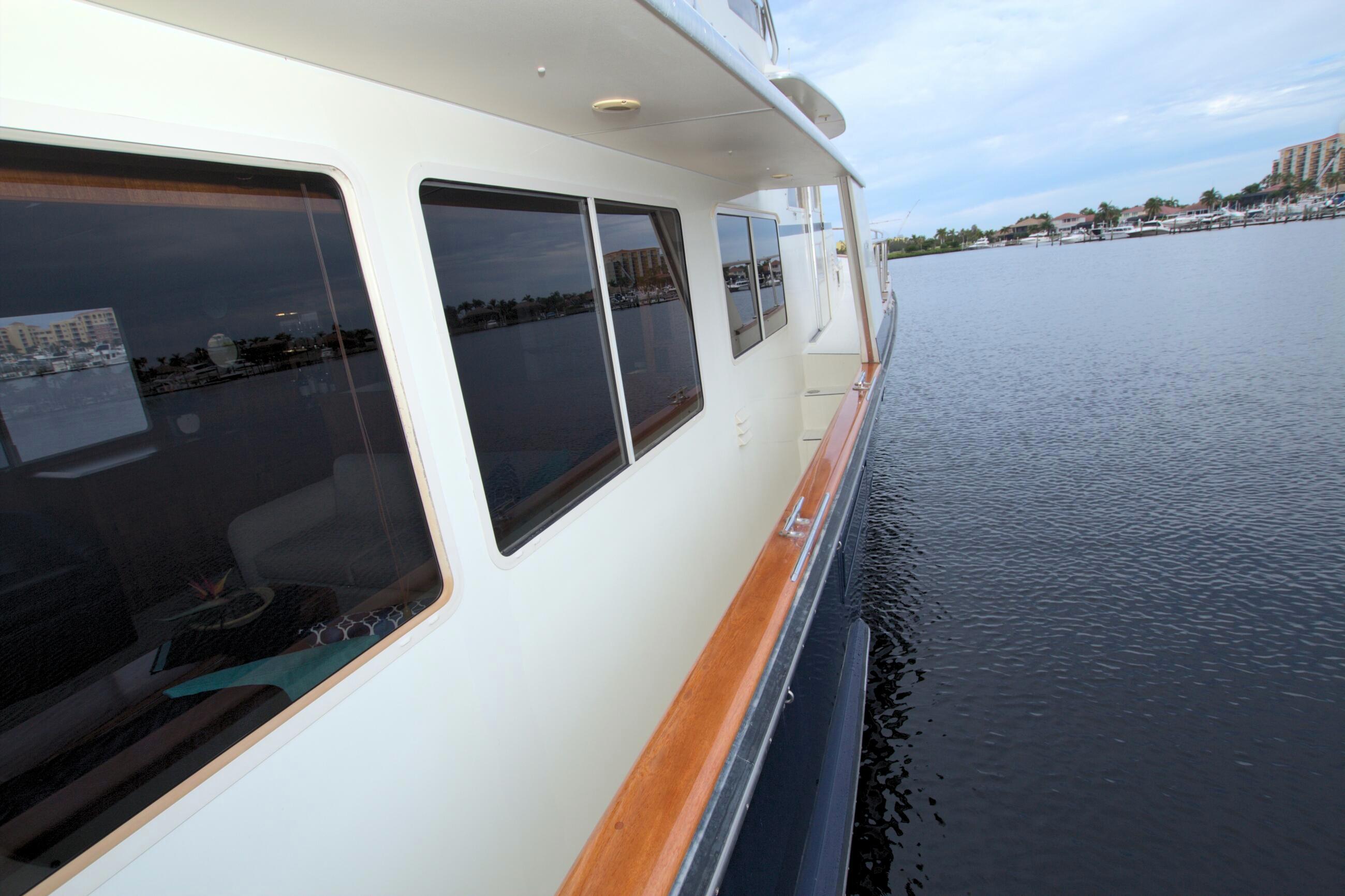 Tollycraft-61 Pilothouse Motor Yacht 1989-Brown FL-US-9206681 | Thumbnail