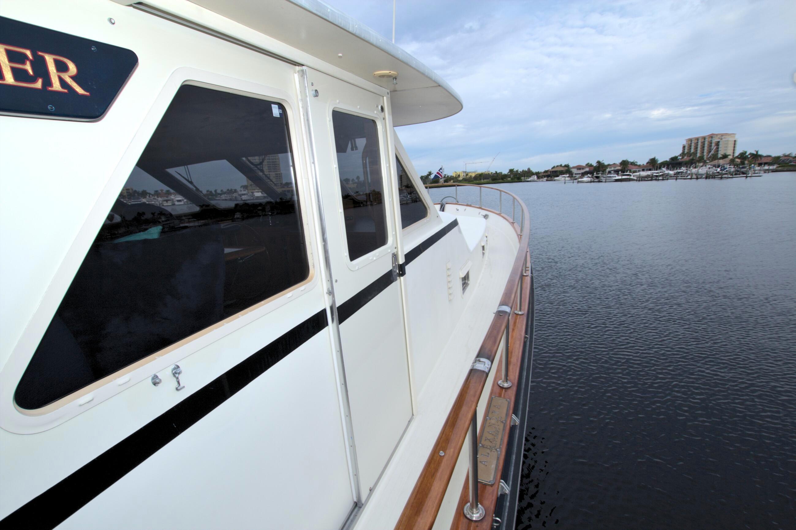 Tollycraft-61 Pilothouse Motor Yacht 1989-Brown FL-US-9206681 | Thumbnail