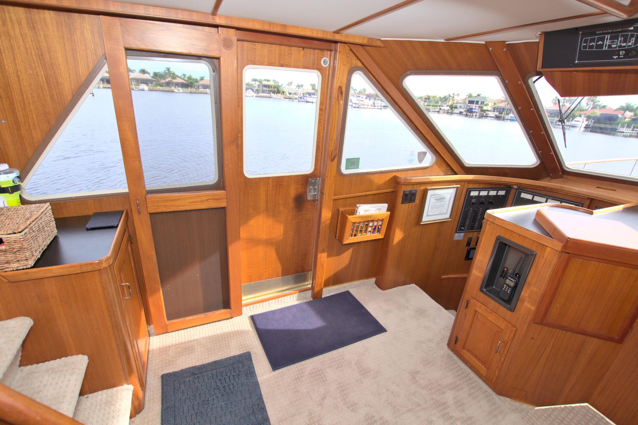 Tollycraft-61 Pilothouse Motor Yacht 1989-Brown FL-US-9206681 | Thumbnail