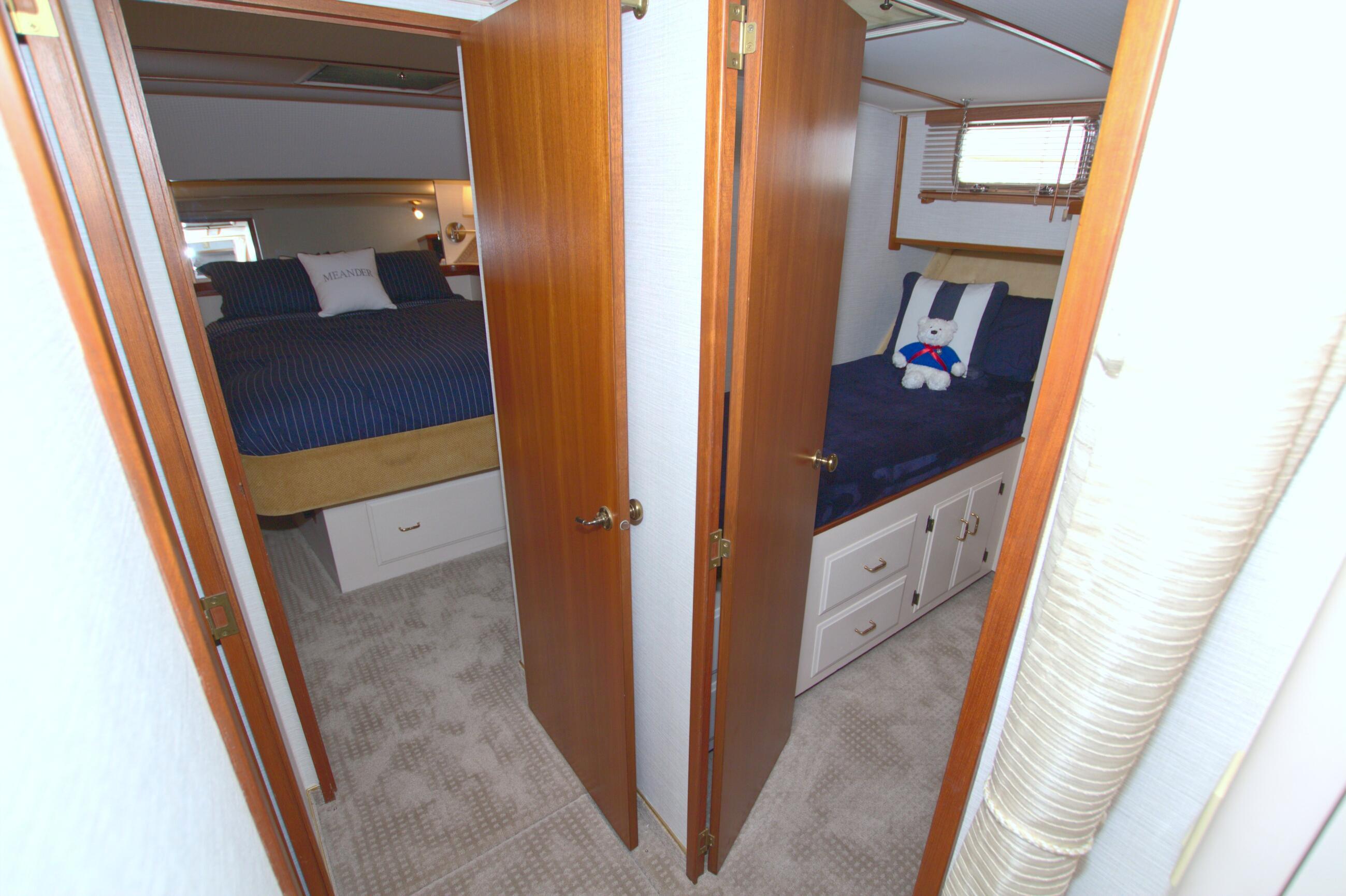 Tollycraft-61 Pilothouse Motor Yacht 1989-Brown FL-US-9206681 | Thumbnail