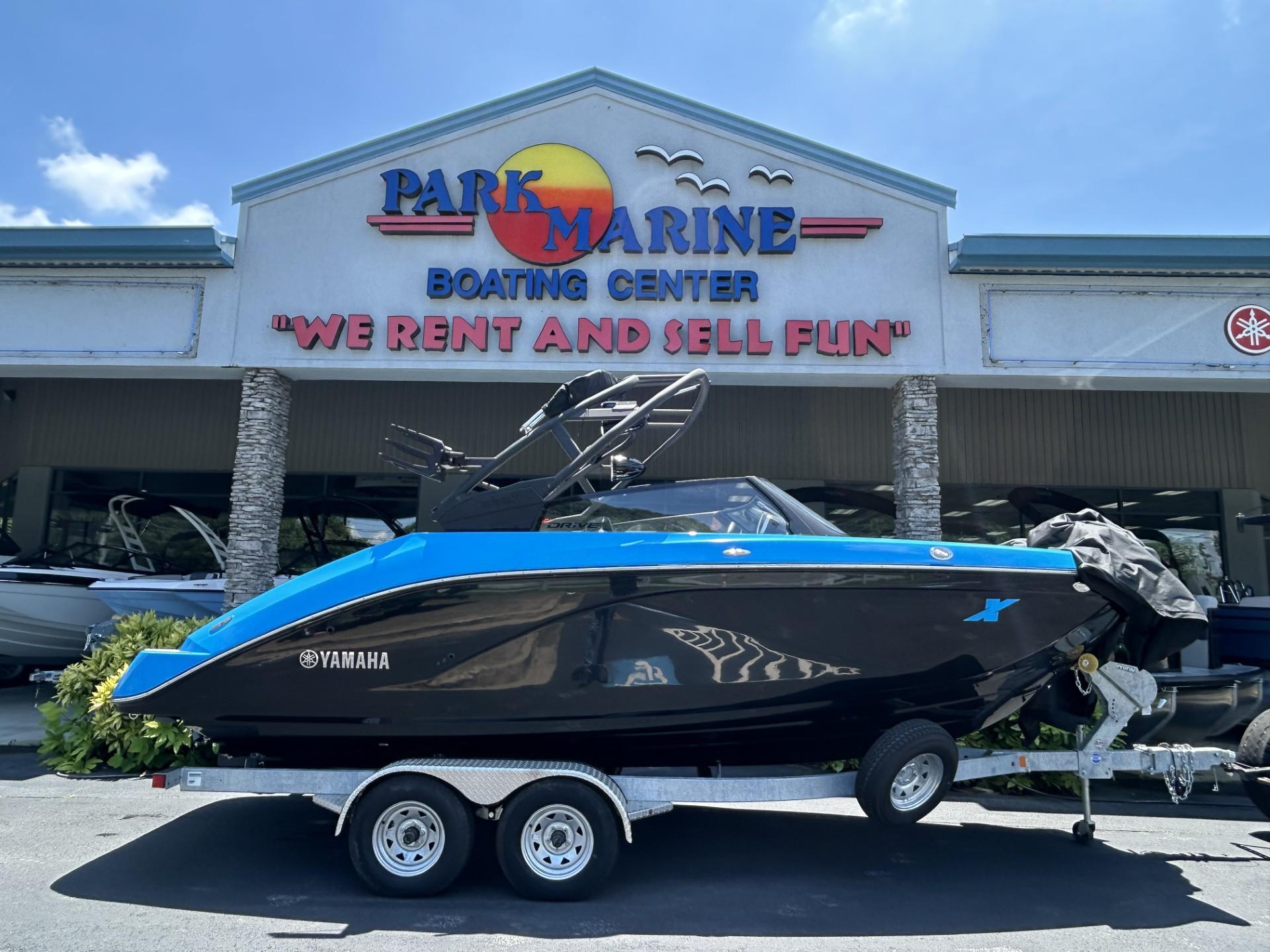 2023 Yamaha Boats 222 XD on trailer at Park Marine Boating Center.
