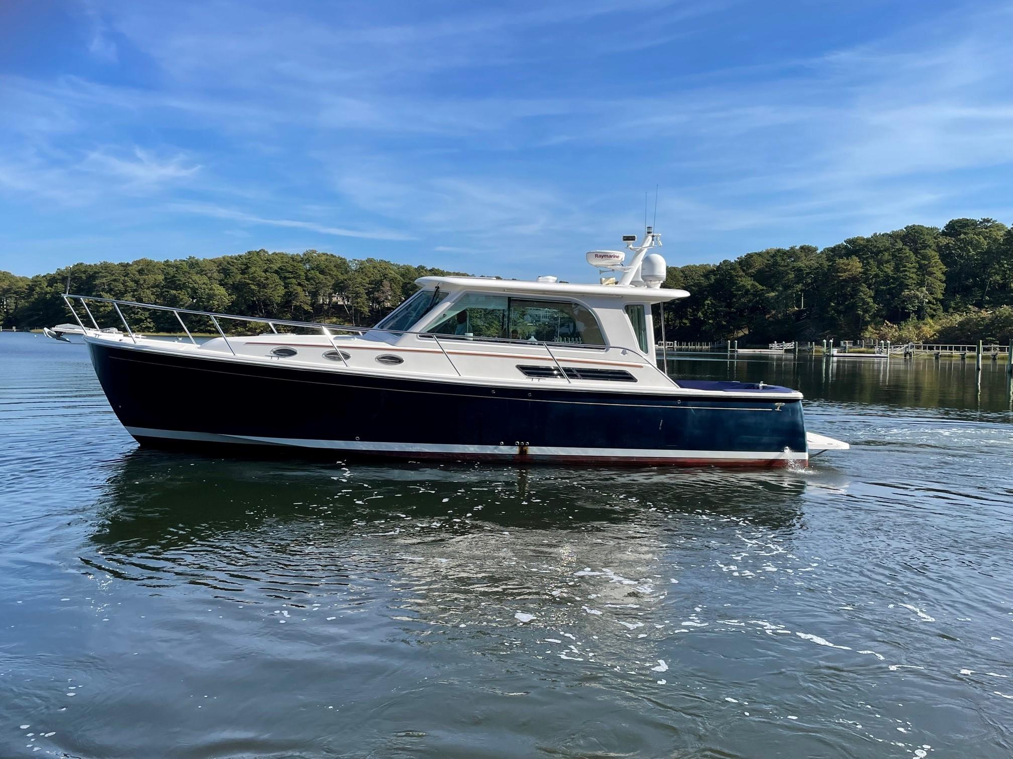 yacht brokers marblehead ma